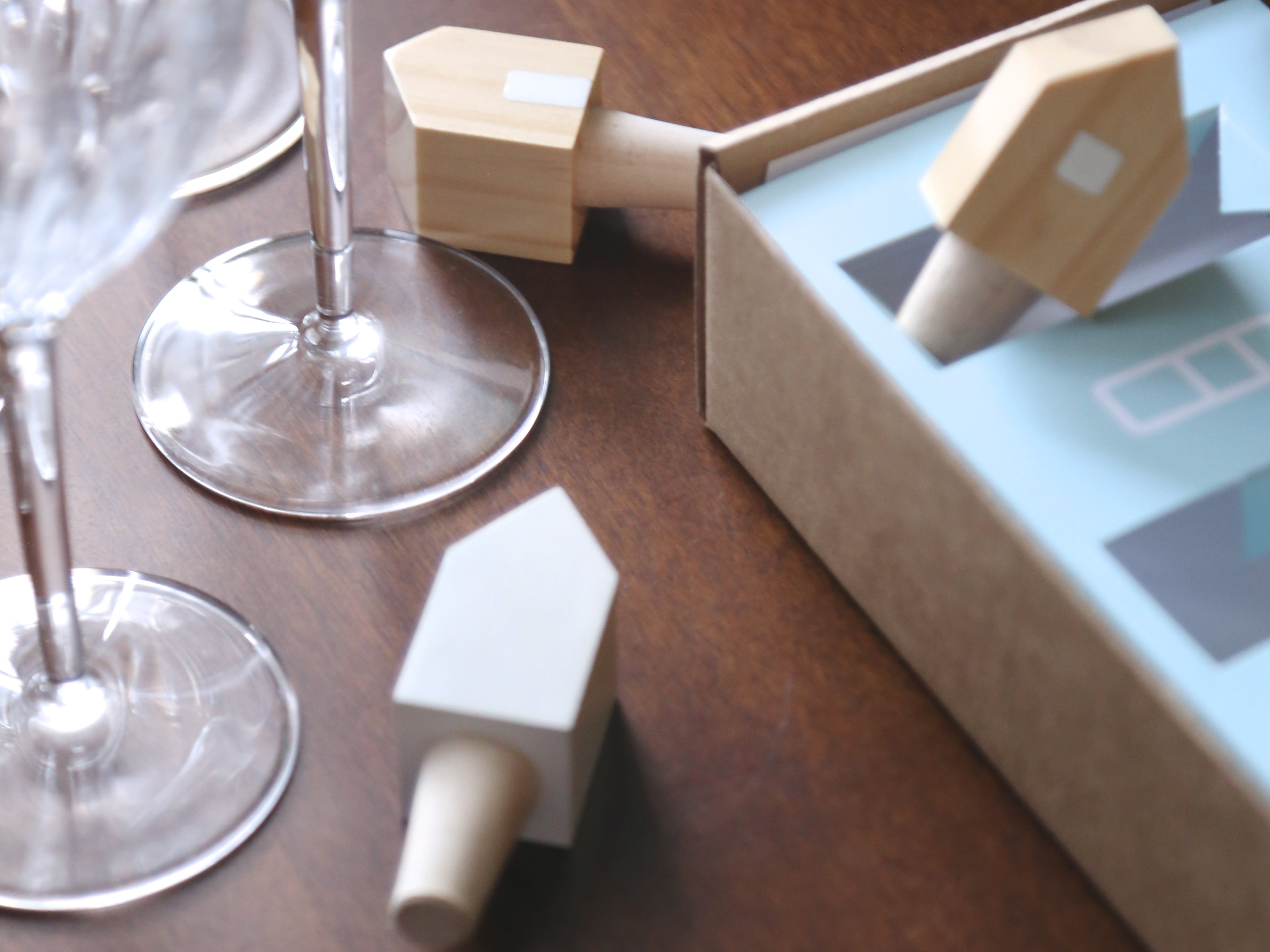 4 Ways to Step-Up Your Wedding Gift Game