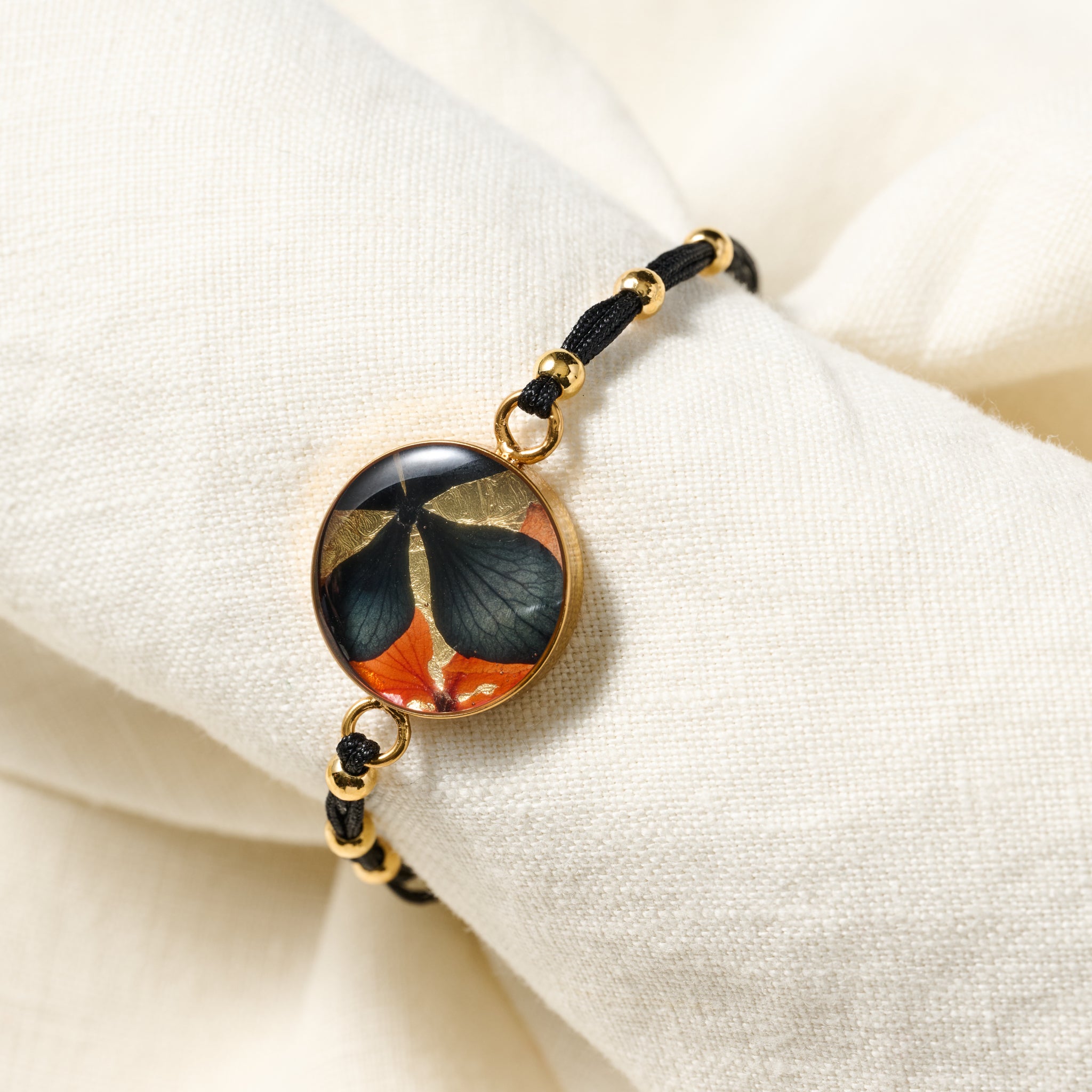 Antonella Flower Petal Bracelet – Ten Thousand Villages