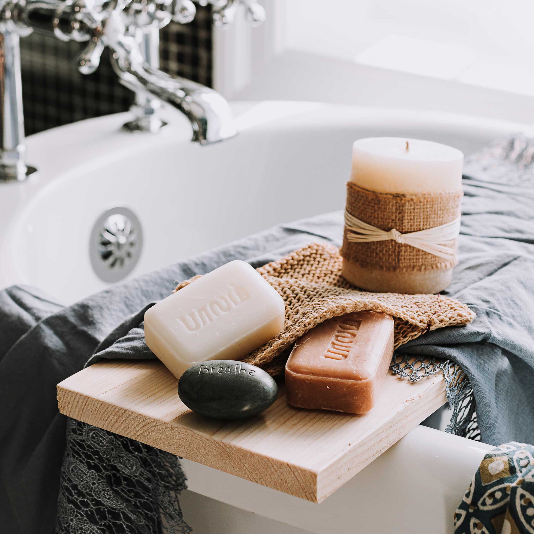 Saffron Soap - Ten Thousand Villages