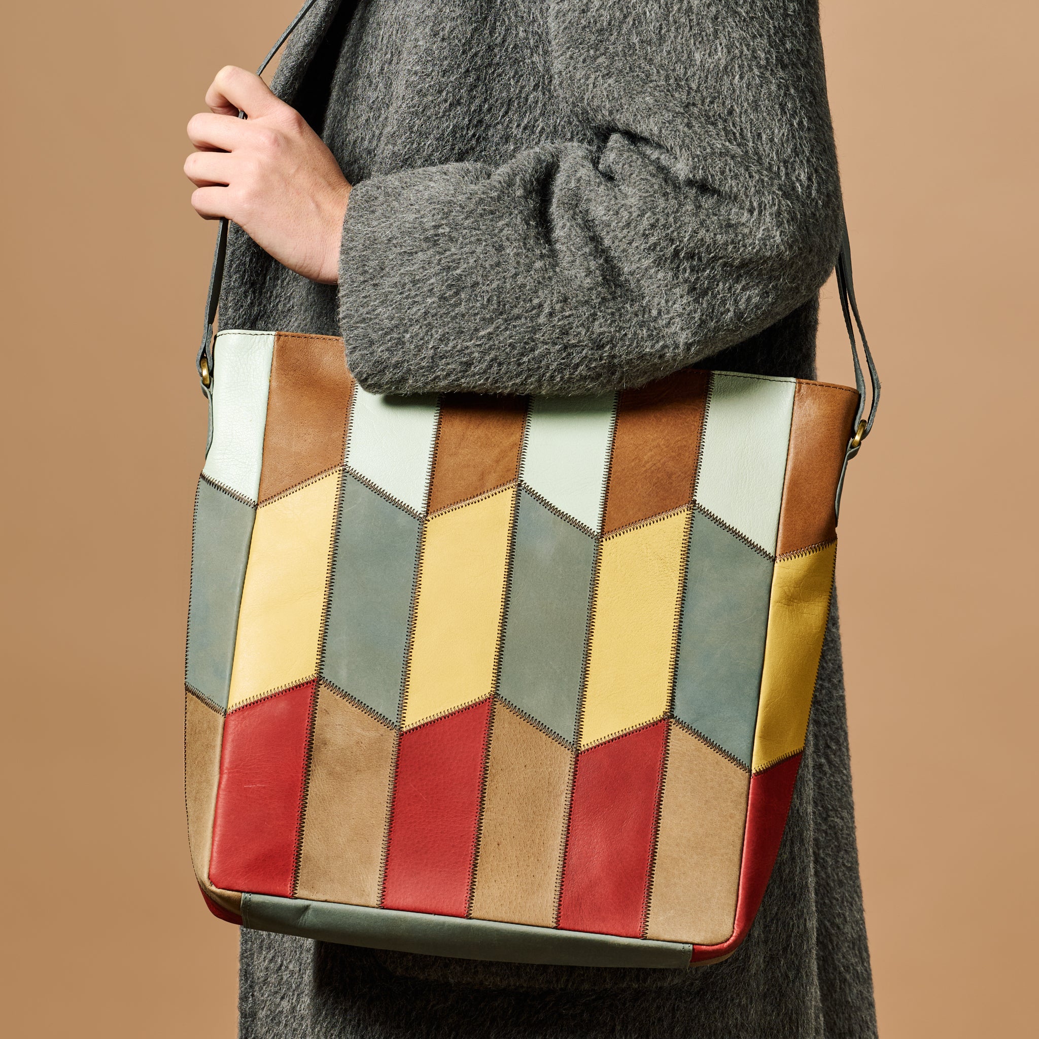 Patchwork Eco-Leather Shoulder Bag – Ten Thousand Villages