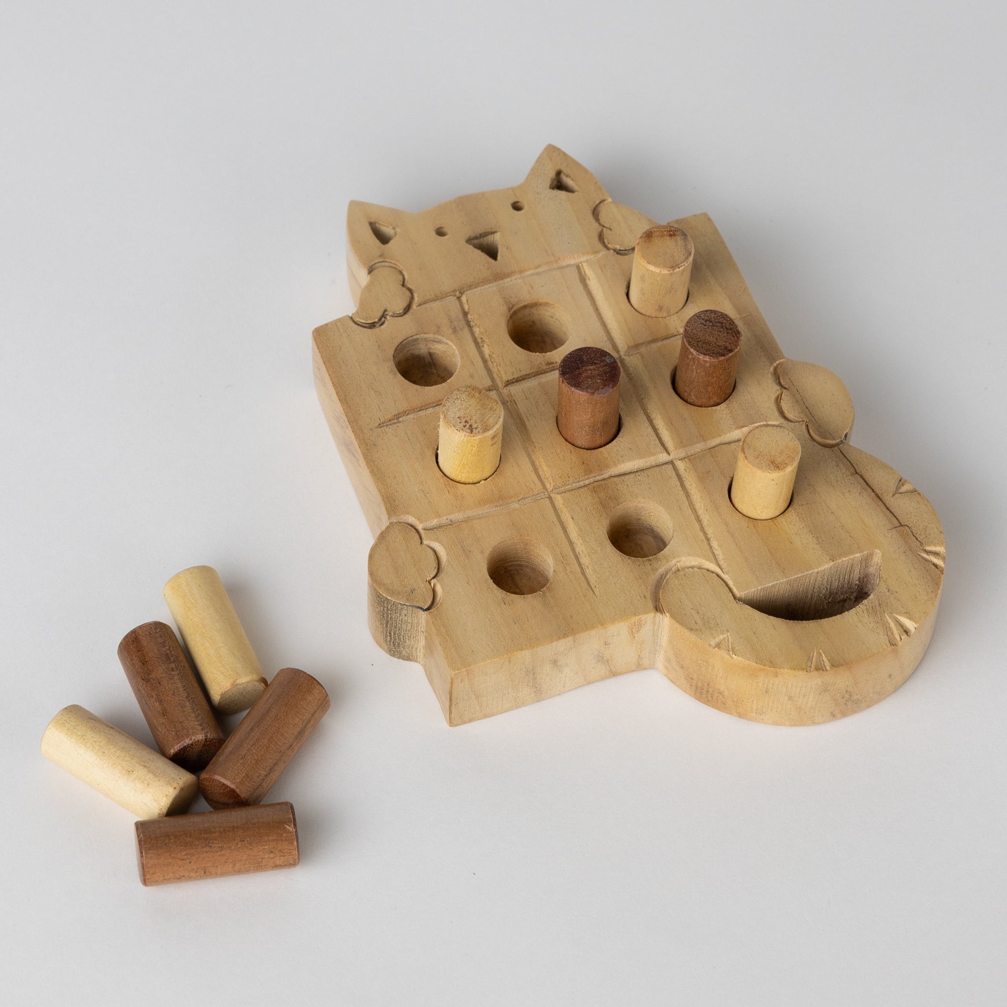 Kitty Tic Tac Toe To Go - Ten Thousand Villages