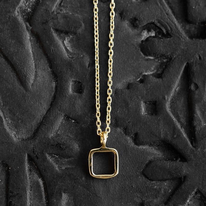 Sundar Square Pendant Gold Necklace 1