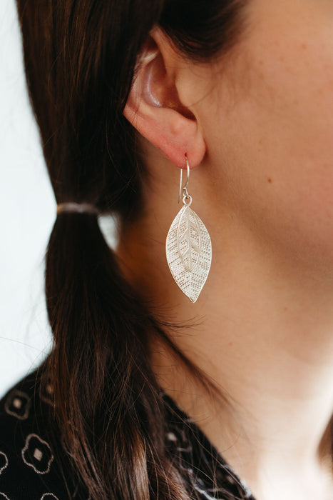Silver Leaves Earrings 2