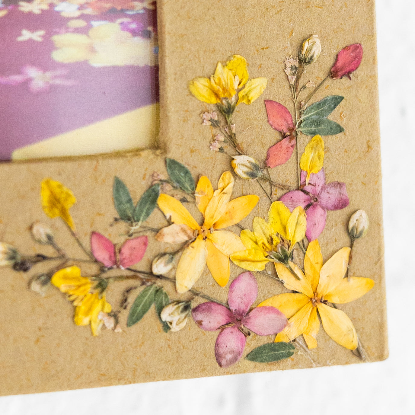 Tala Dried Flowers Frame - Ten Thousand Villages