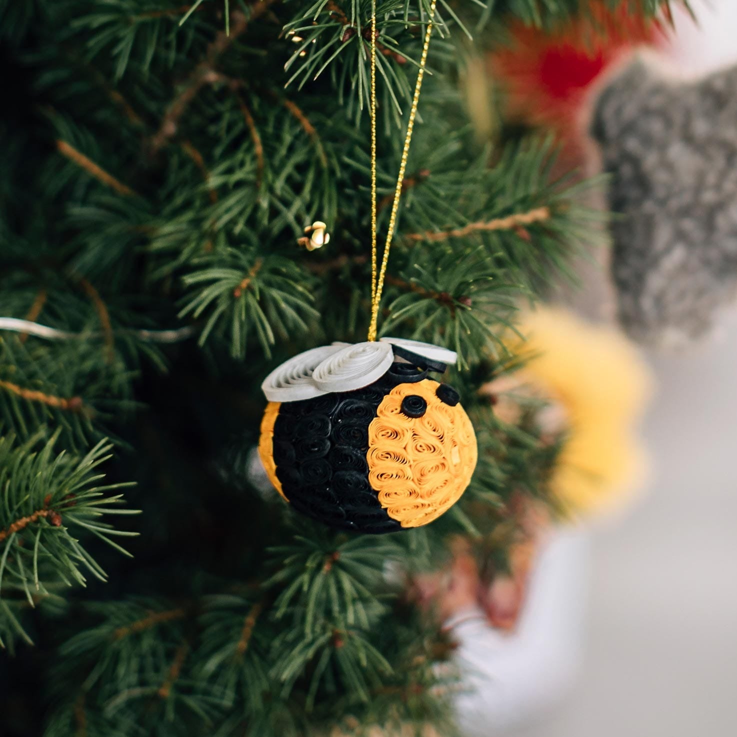 Quilled Bee Ornament - Ten Thousand Villages