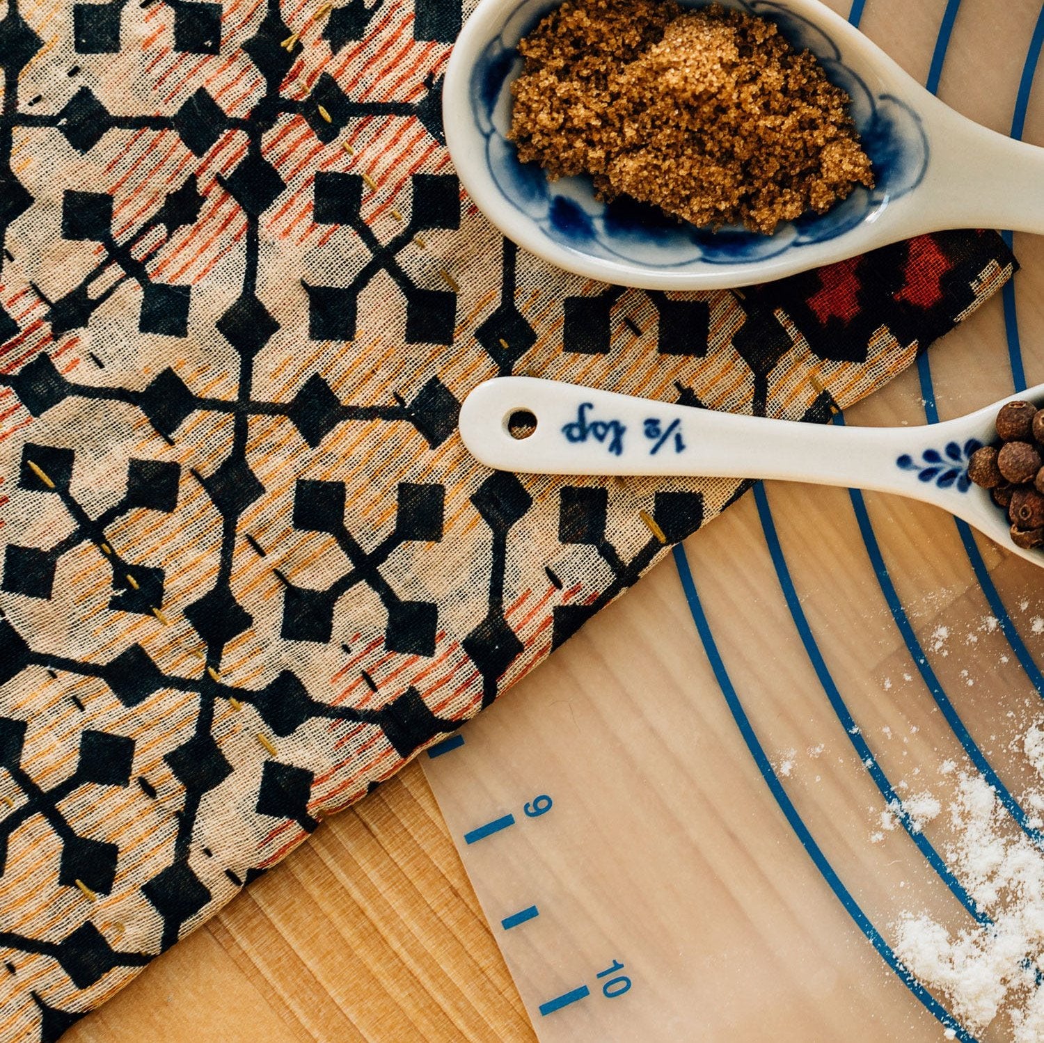 Recycled Sari Napkin - Ten Thousand Villages