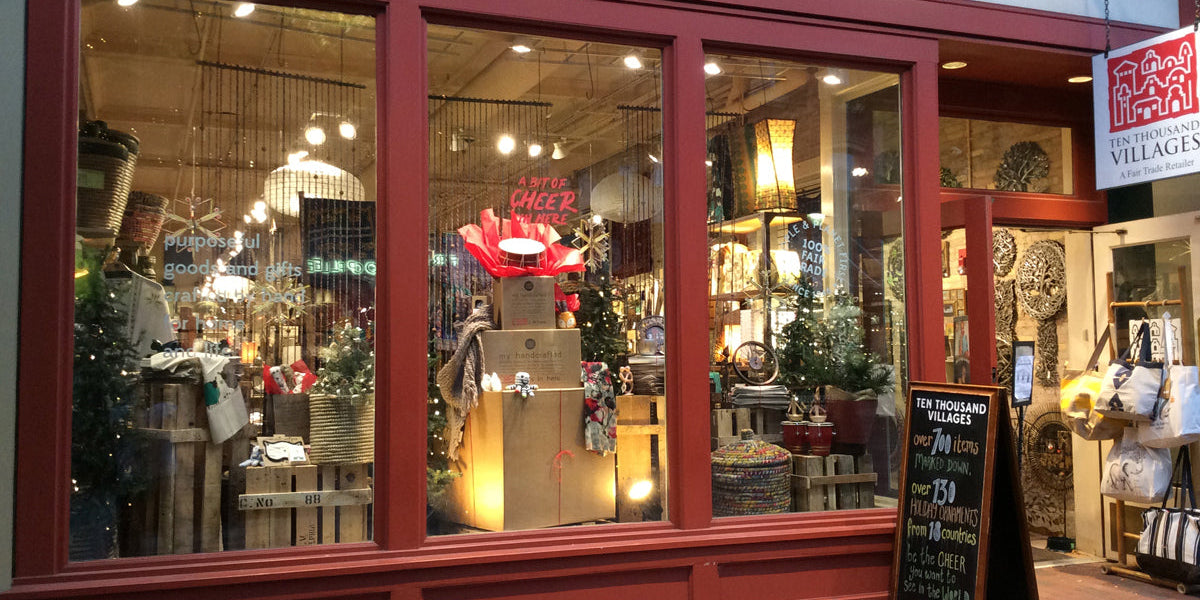 The Leap Guide to Creating Unforgettable Holiday Window Displays - Leap Inc.