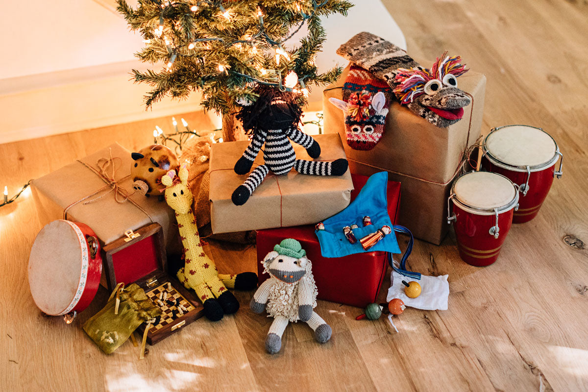 4 Ways to Ship Some Holiday Cheer this Year