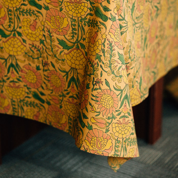 Aanand Floral Tablecloth - Golden 4