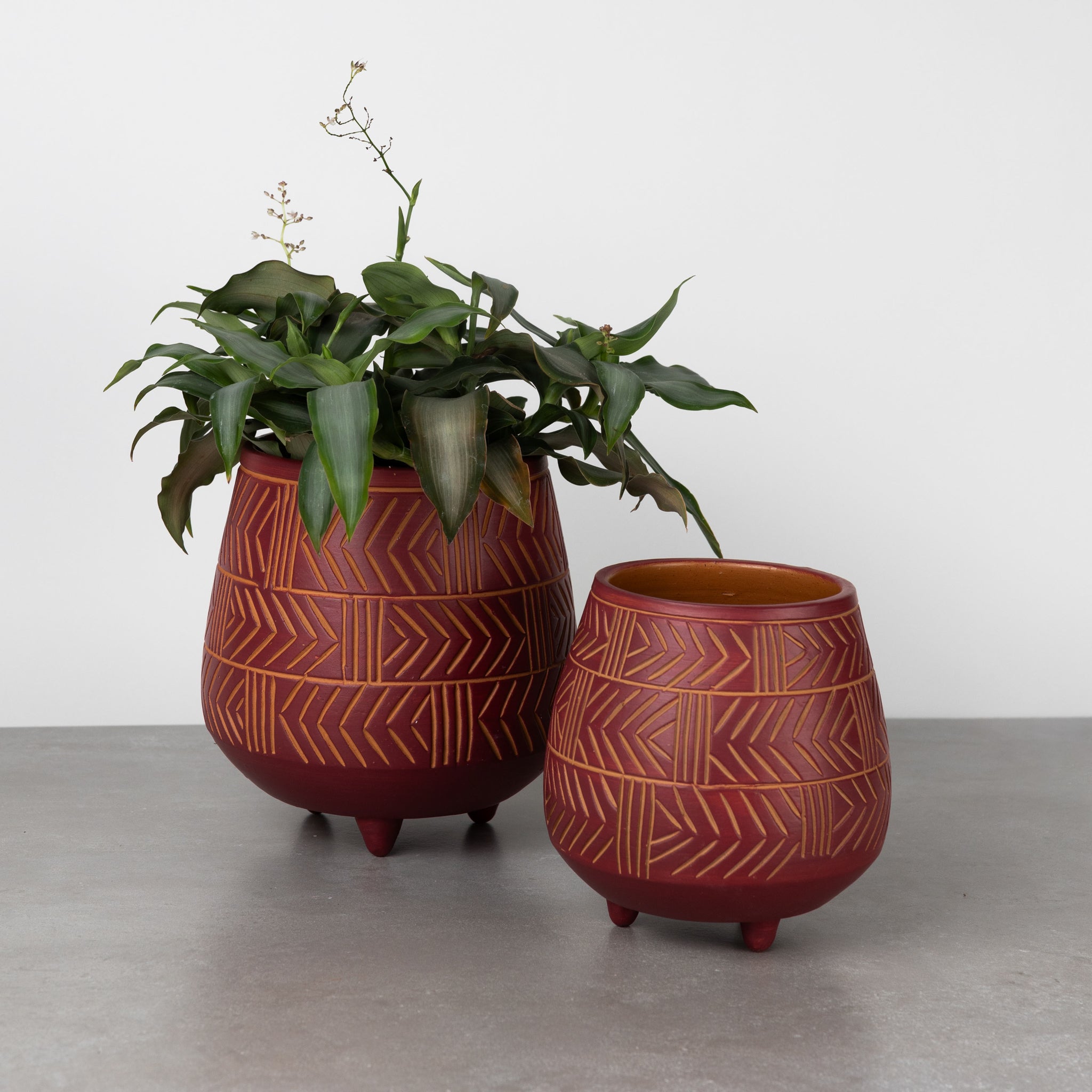 Hattaya Red Terracotta Planter with Feet - Ten Thousand Villages