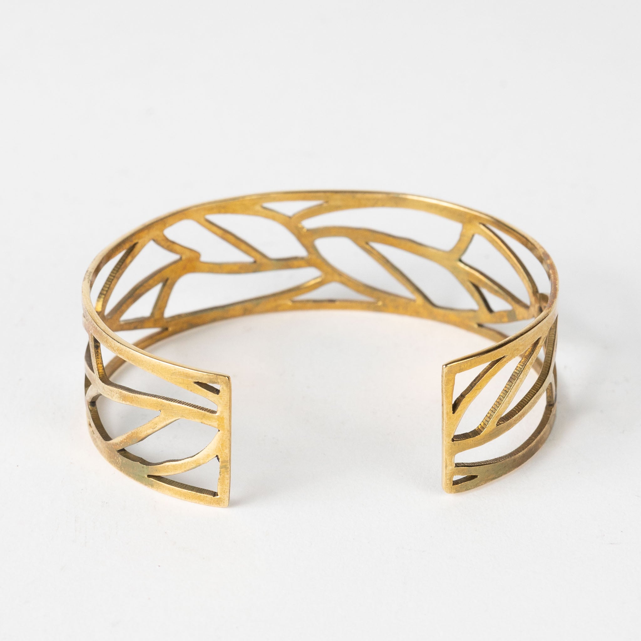 Cut Leaves Brass Bangle - Ten Thousand Villages
