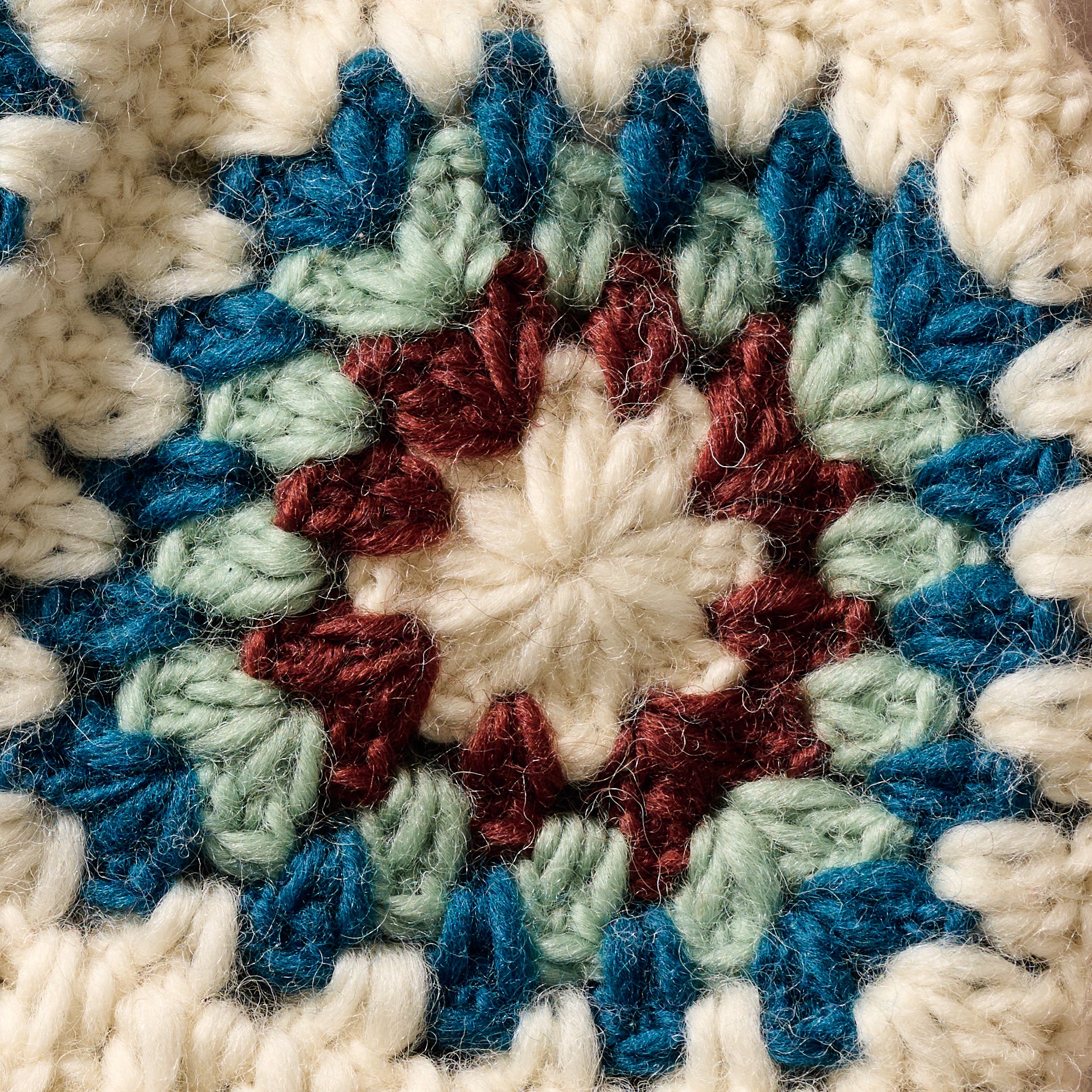 Jado Granny Square Hat