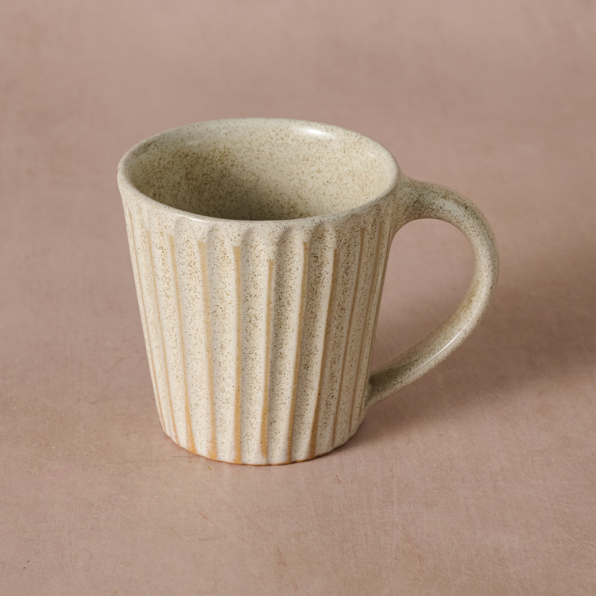 Sundara Fluted Ceramic Mug - Oatmeal