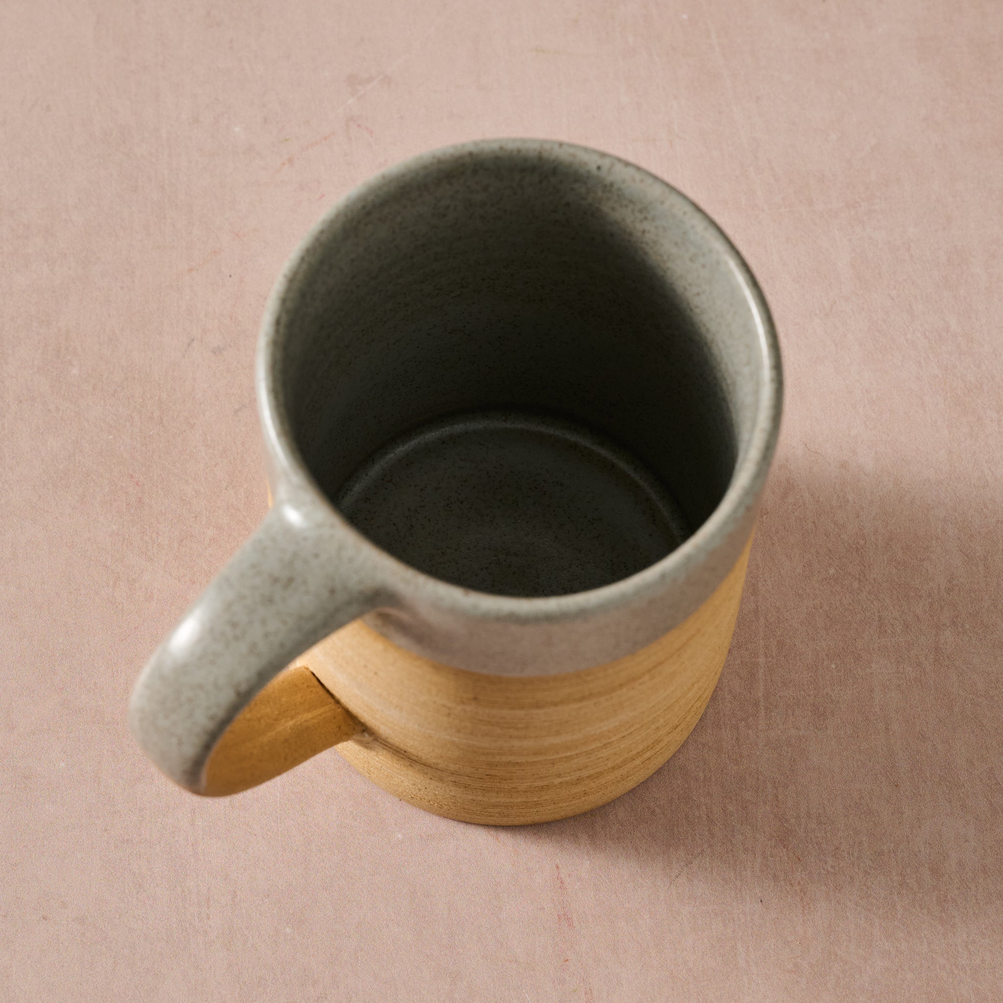 Kaksa Etched Ceramic Mug - Gray