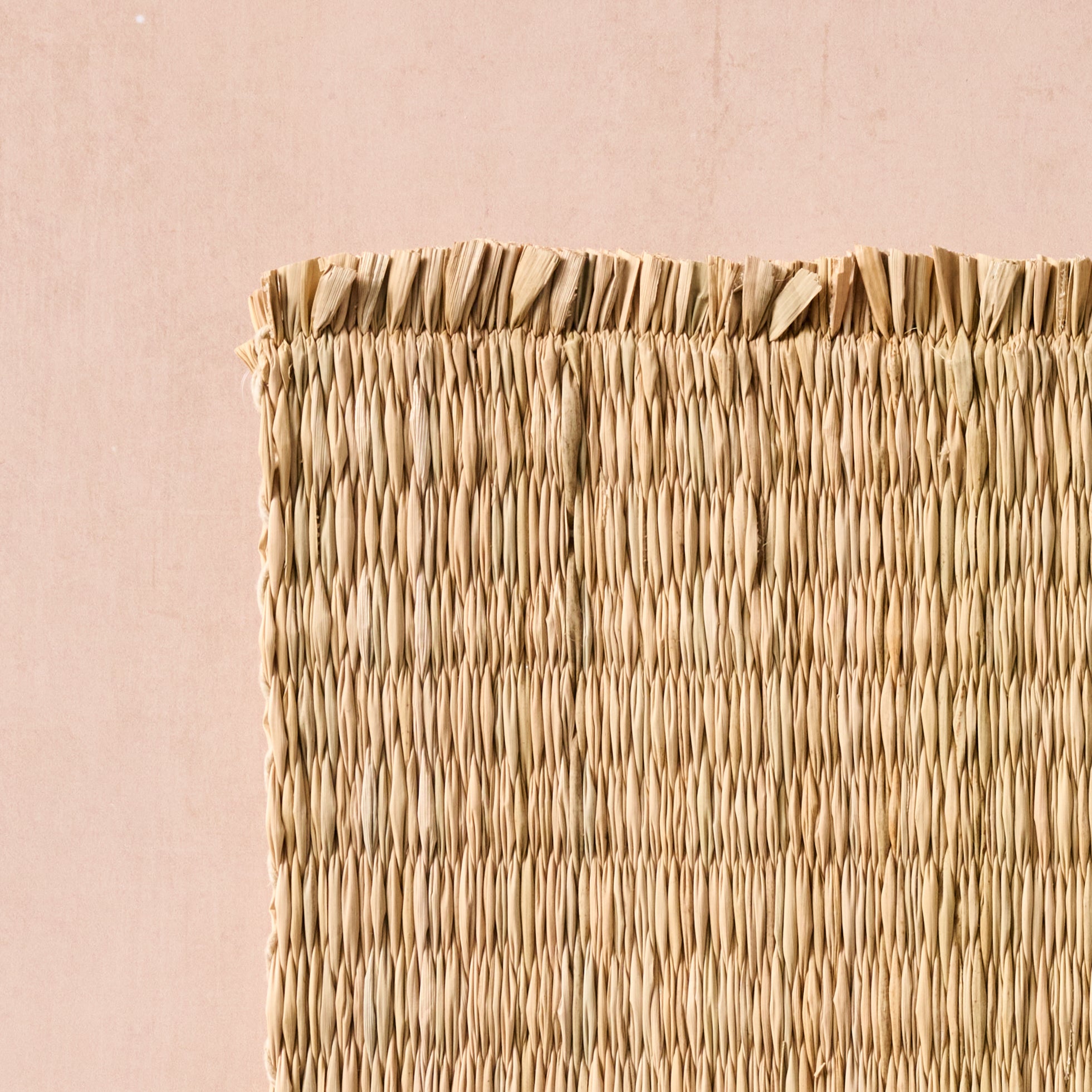 Narkata Woven Cattail Fringe Placemat