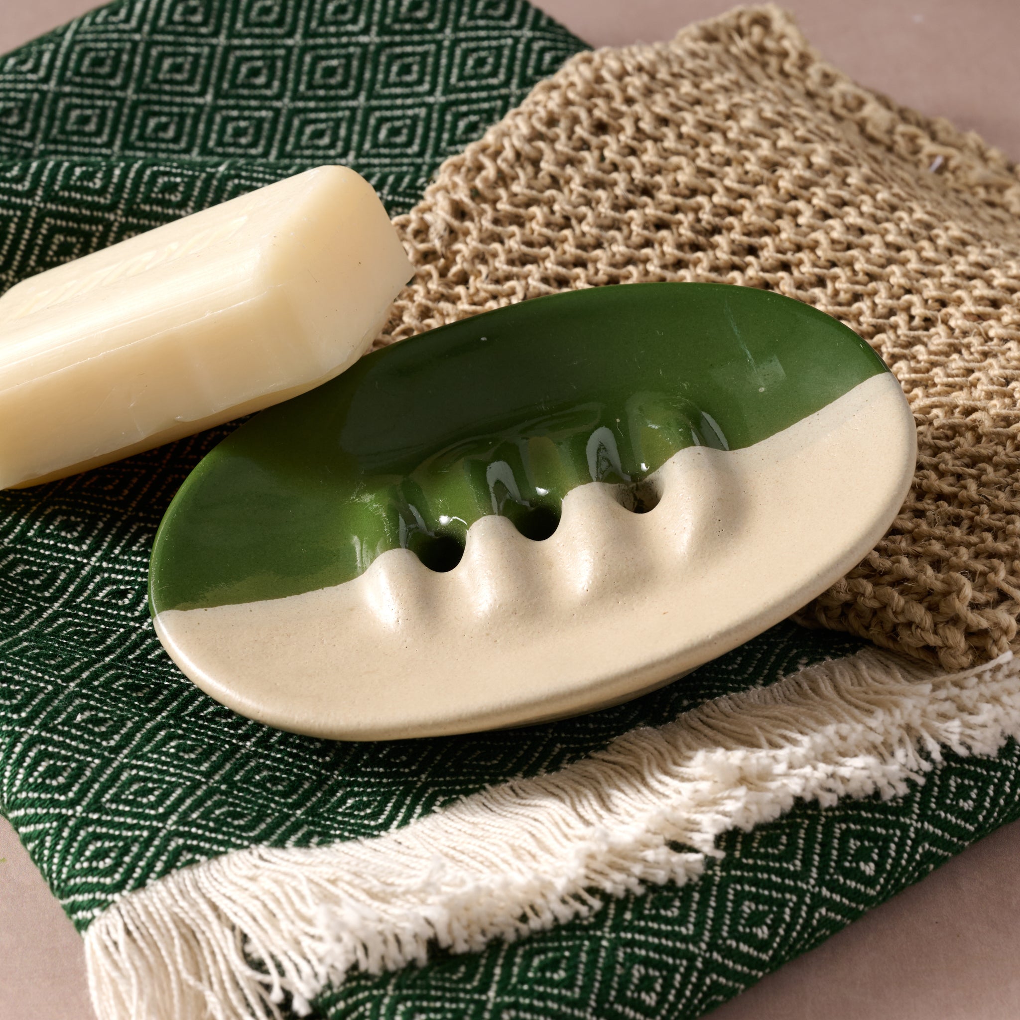 Dui Two Toned Soap Dish