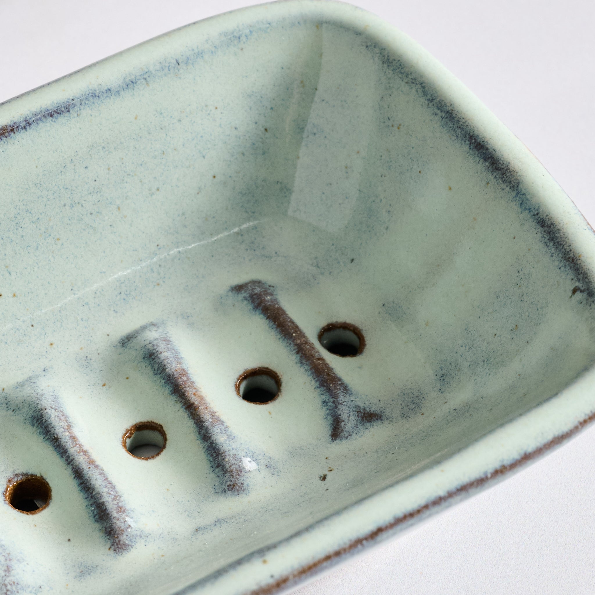 Phero Ceramic Soap Dish
