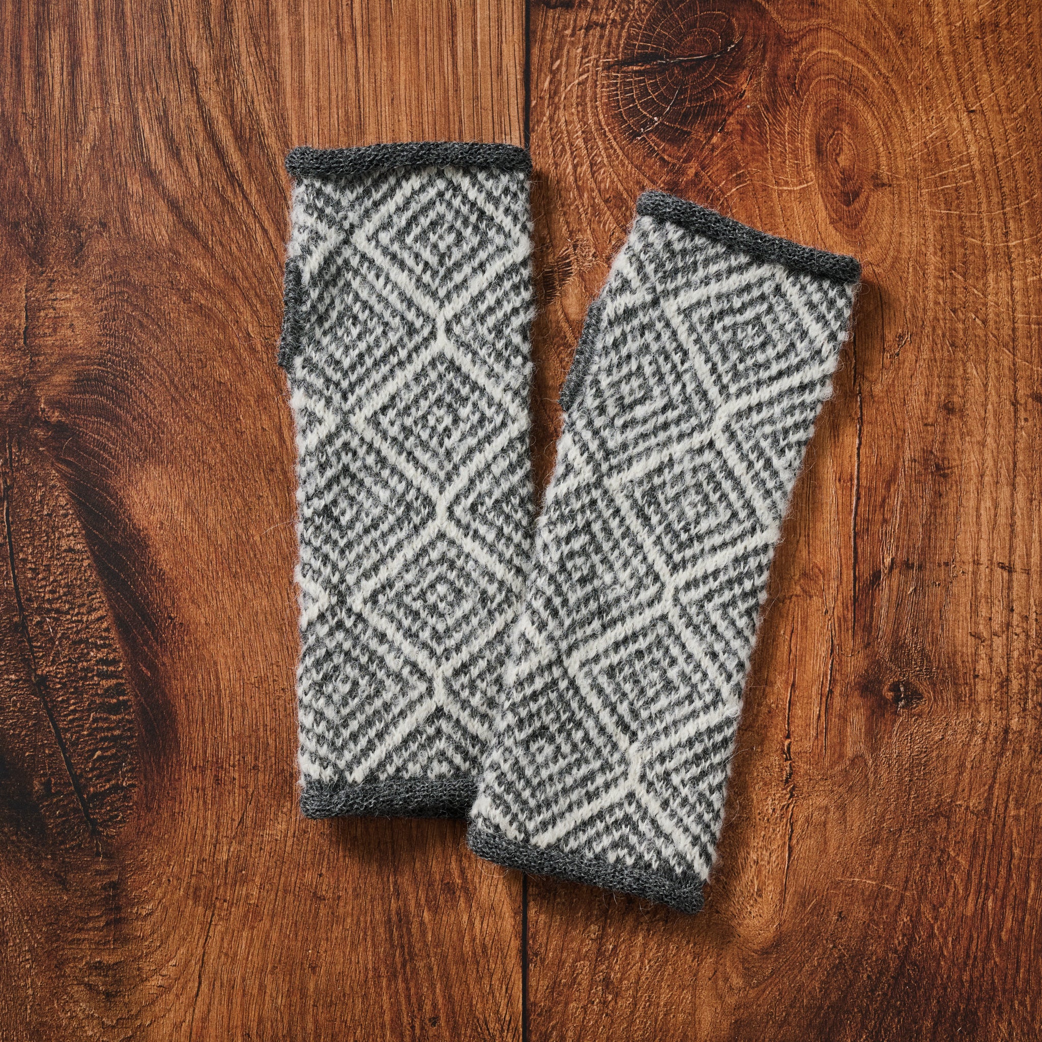 Geometric Alpaca Wool Wrist Warmers - Ten Thousand Villages