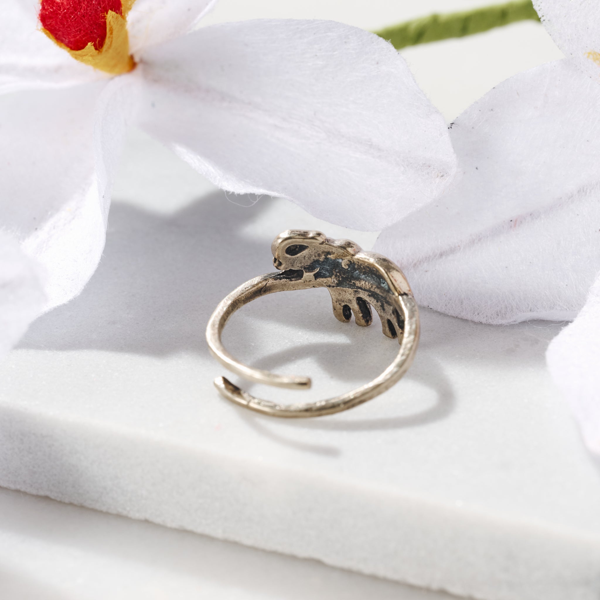 Amauta Metal Elephant Ring