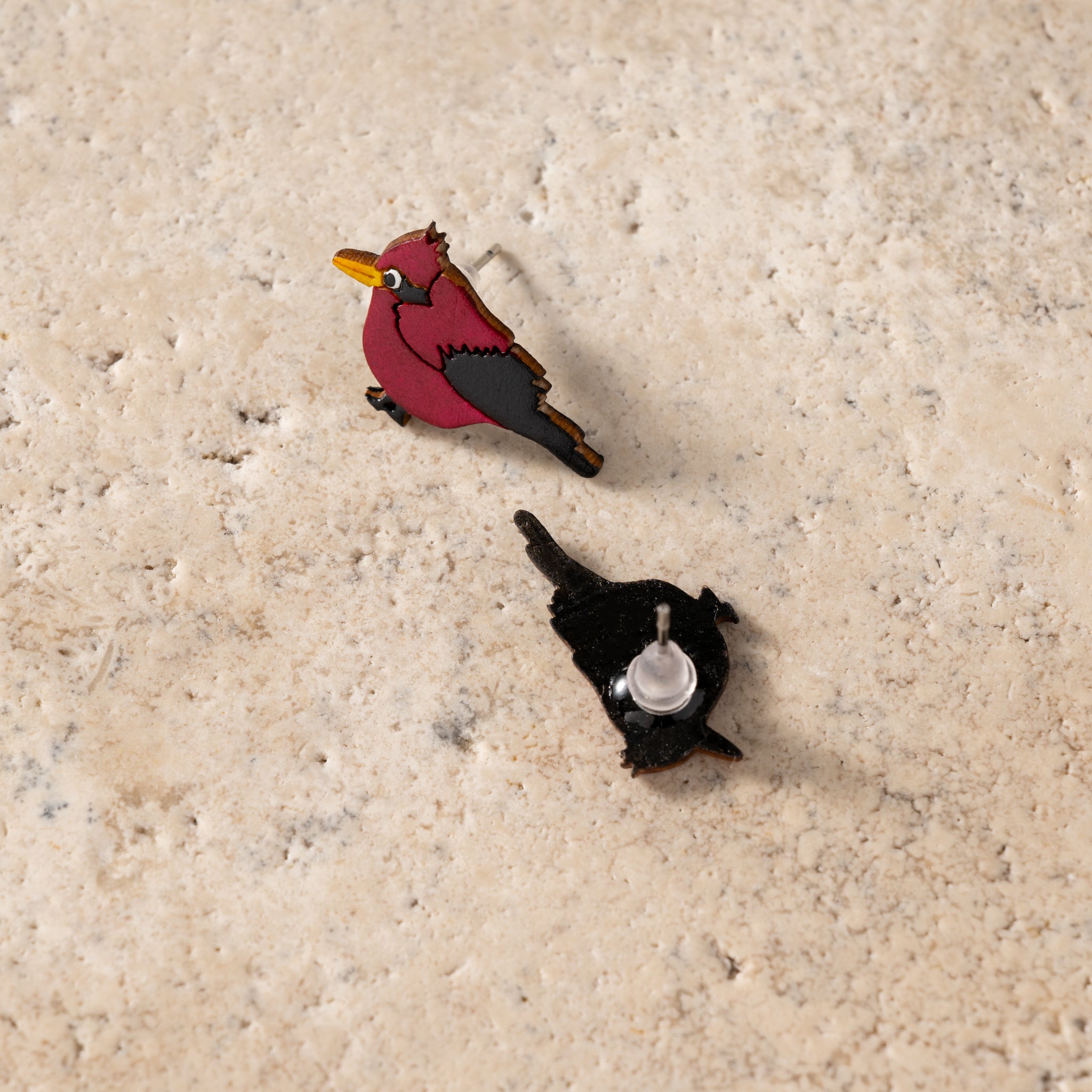 Carmesi Cardinal Gourd Earrings