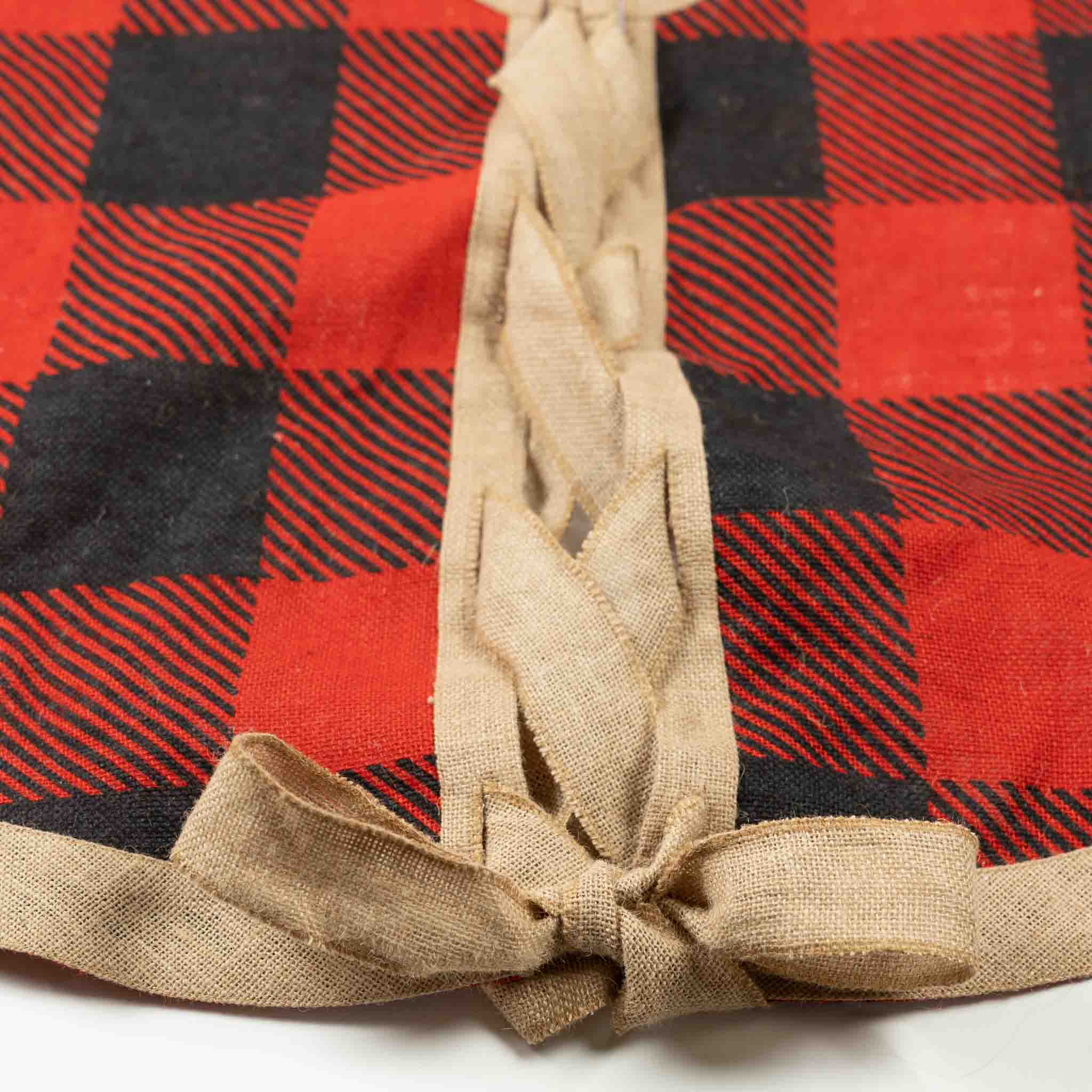 Buffalo Check Tree Skirt - Ten Thousand Villages