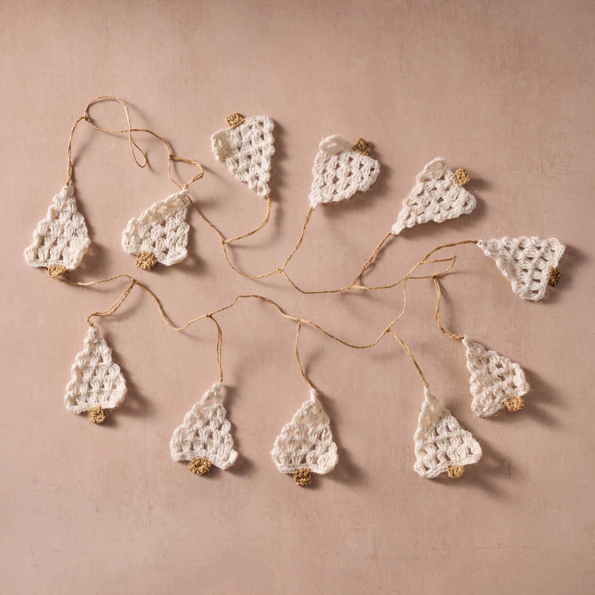 Khusi Tree Crochet Garland – Ten Thousand Villages