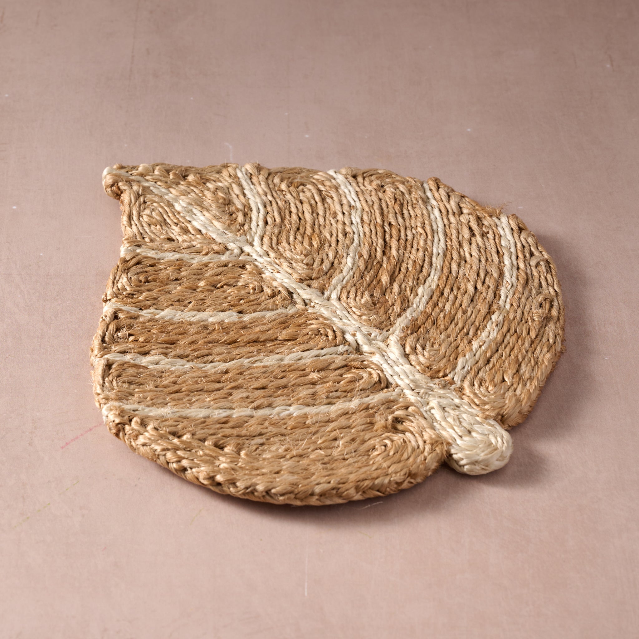 Sarat Jute Leaf Coaster Cutlery Placemat