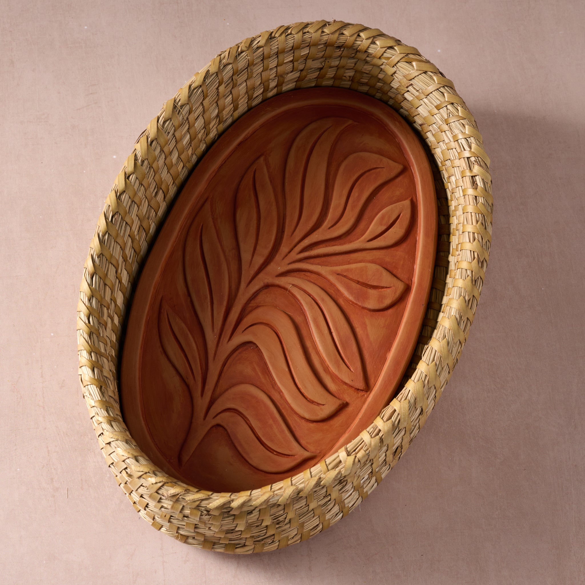 Gama Oval Leaf Bread Warmer