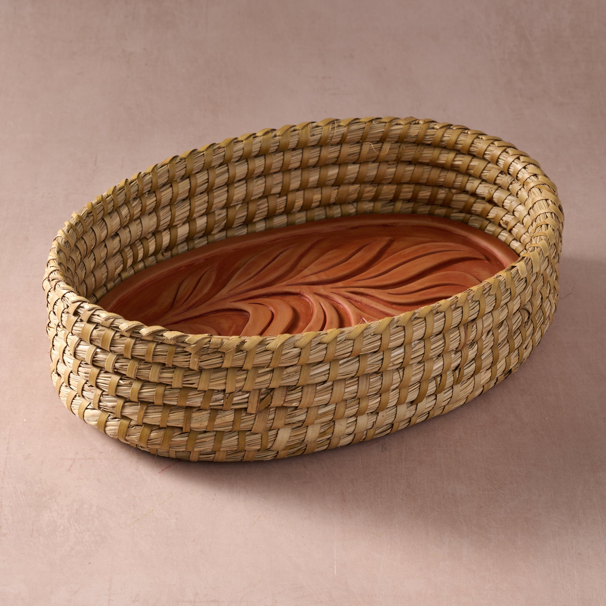 Gama Oval Leaf Bread Warmer
