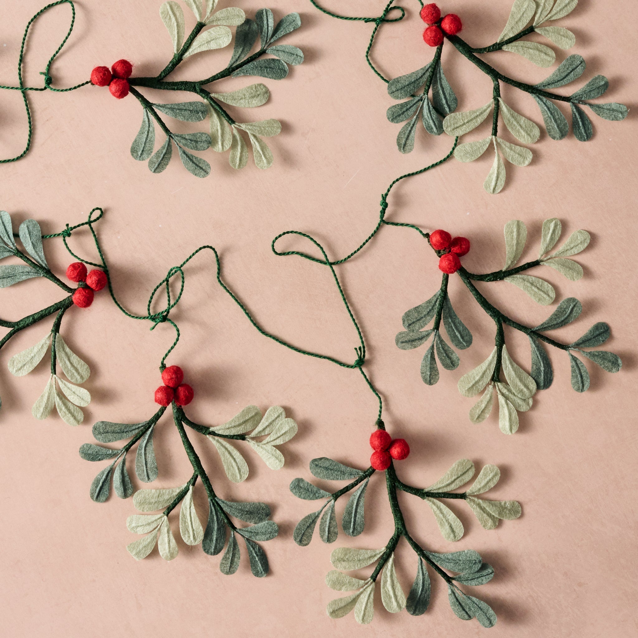Ullasa Holly Silk Paper Garland