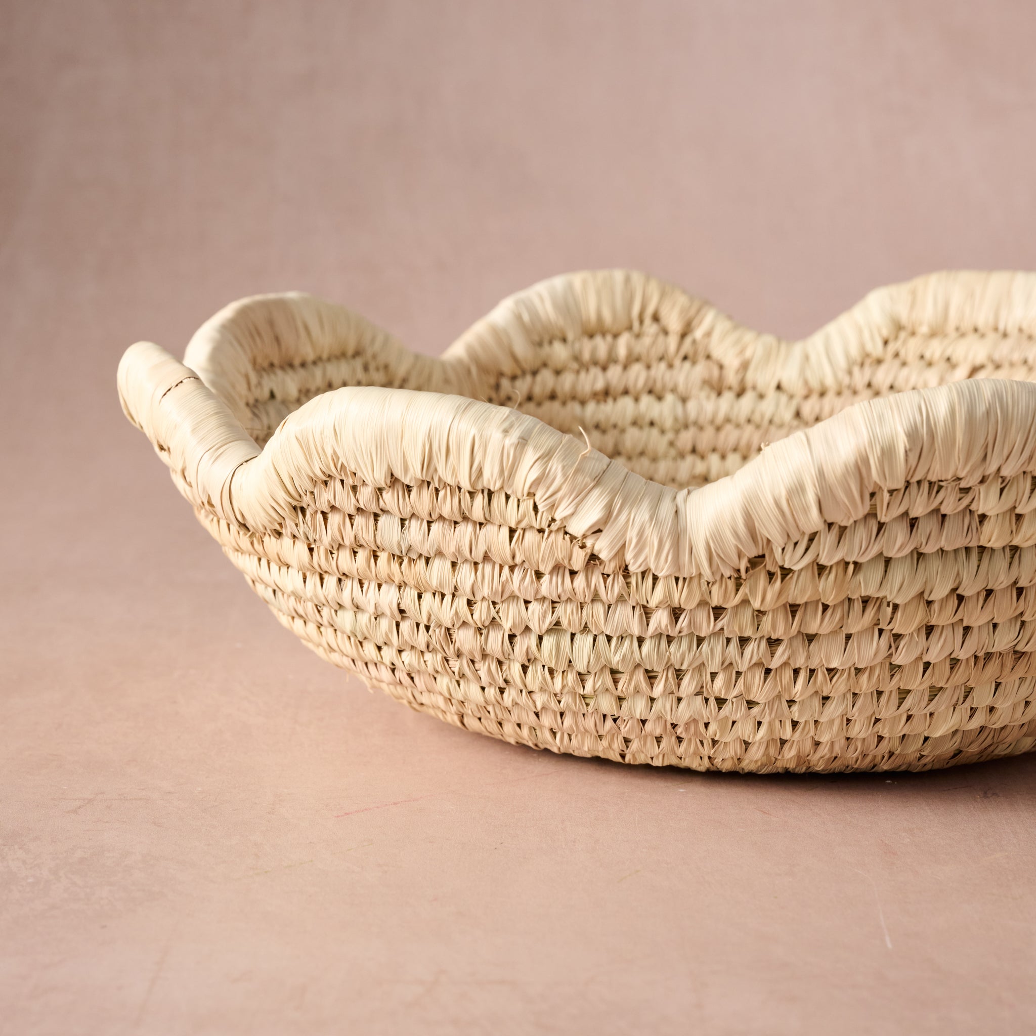 Seba Scalloped Palm Leaf Basket