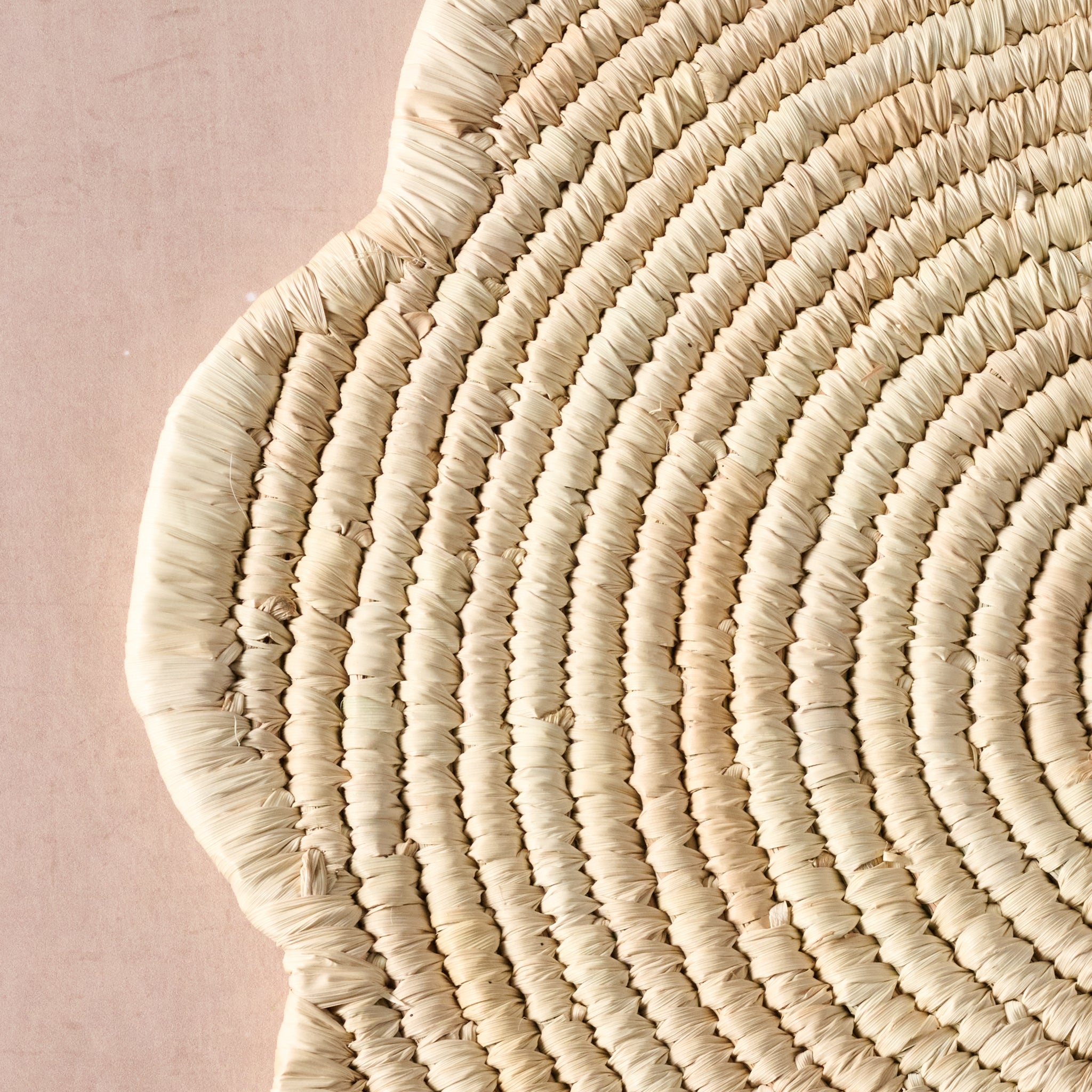 Seba Scalloped Palm Leaf Charger