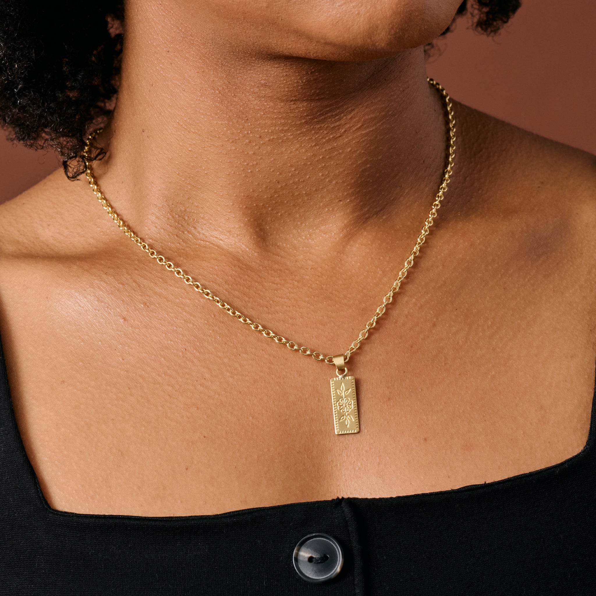 Arati Etched Floral Necklace