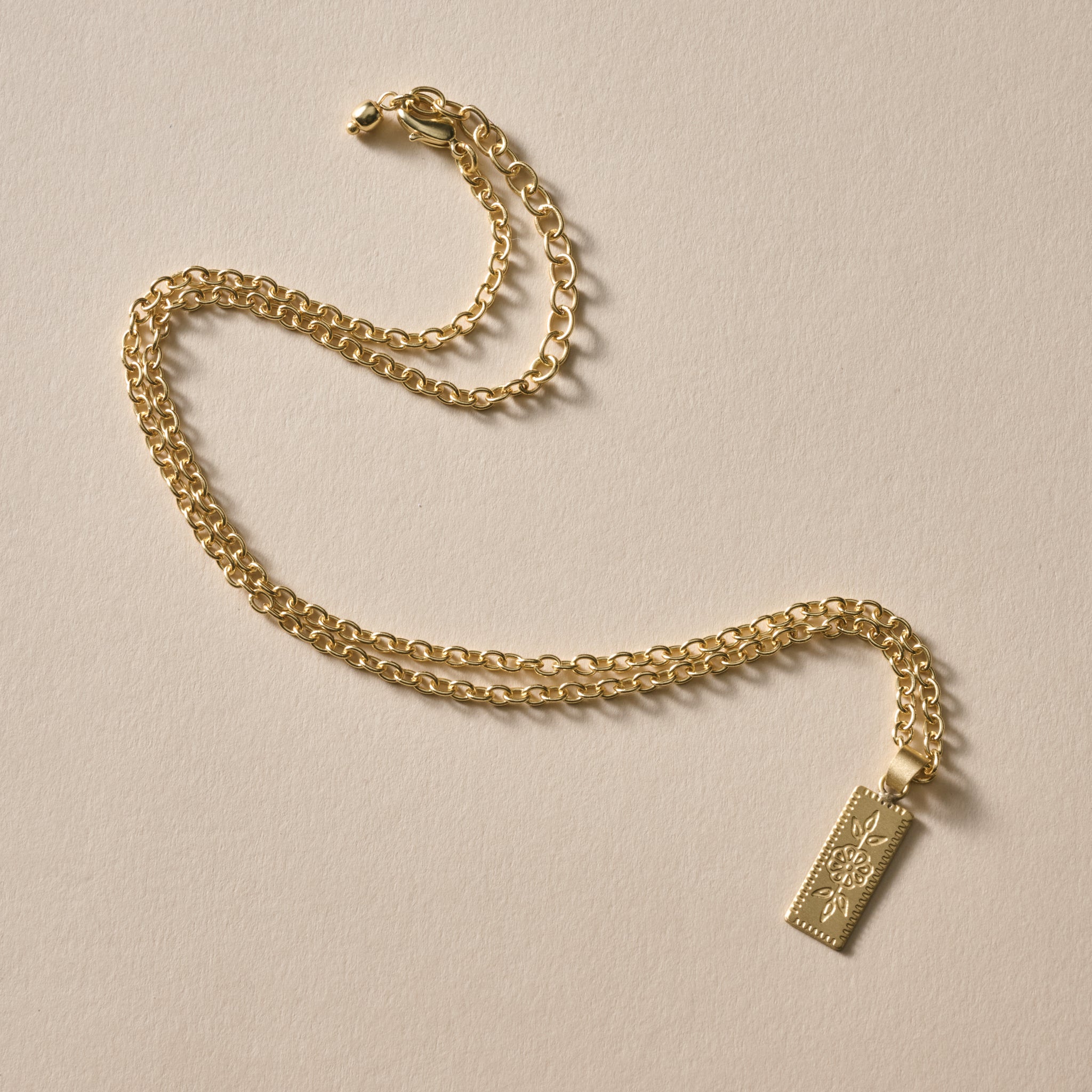 Arati Etched Floral Necklace