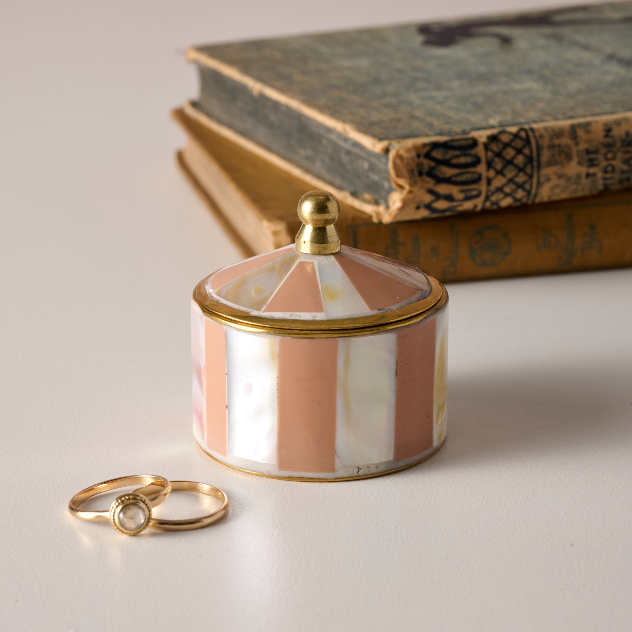 Sarkas Mother of Pearl Circus Tent Box - Peach
