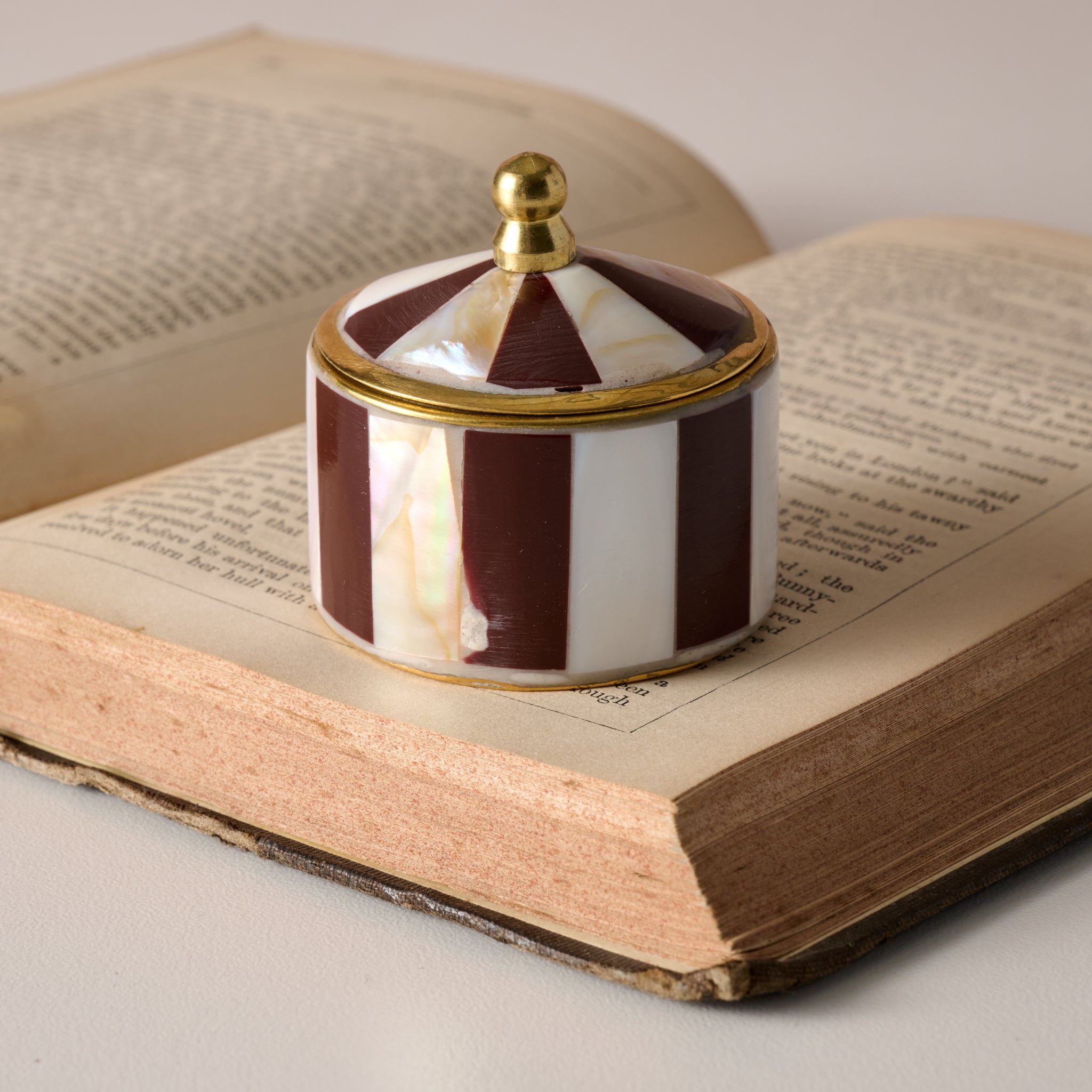 Sarkas Mother of Pearl Circus Tent Box - Maroon