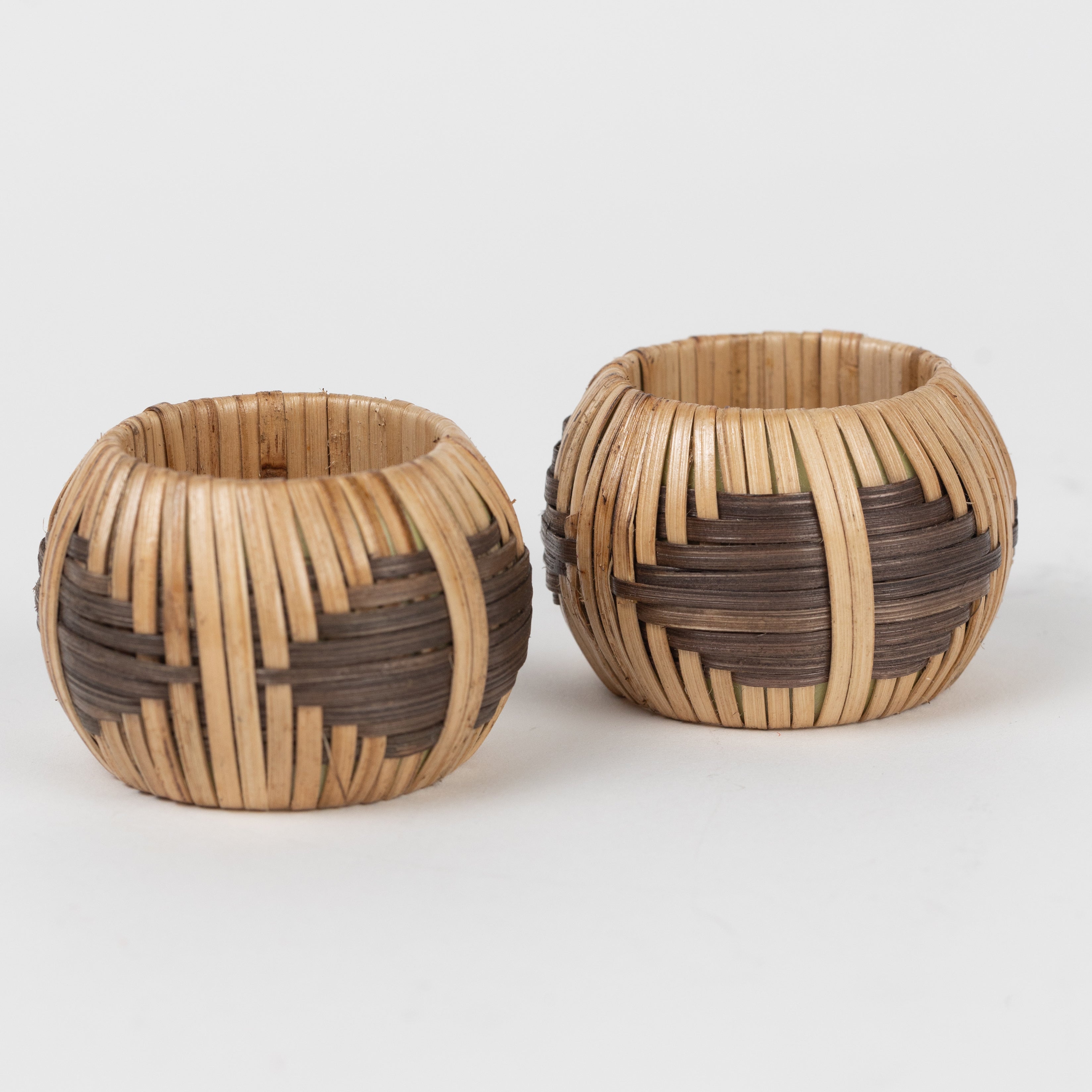 Tak Handwoven Napkin Ring - Set of 2 - Ten Thousand Villages