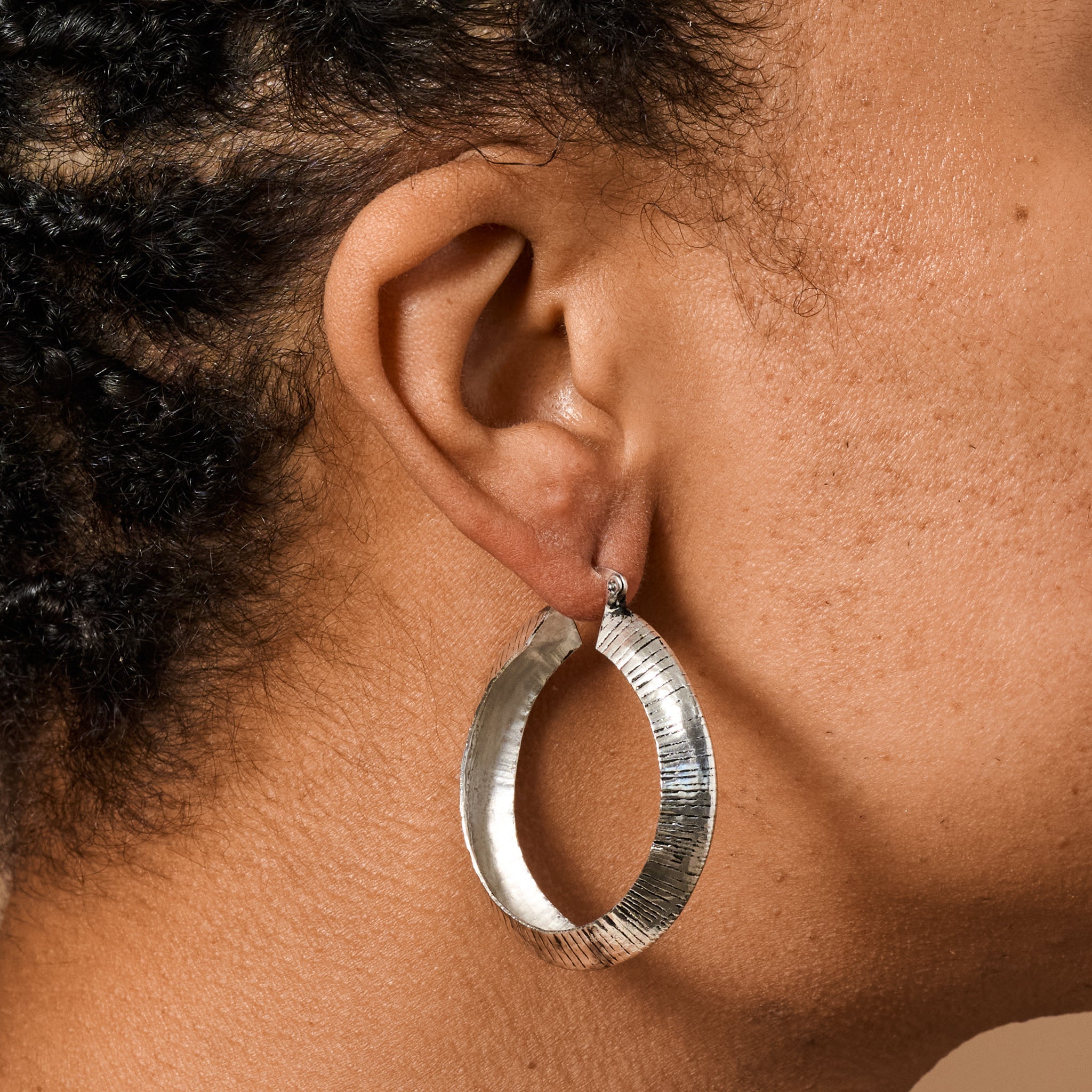 Mira Etched Hoop Earrings - Ten Thousand Villages