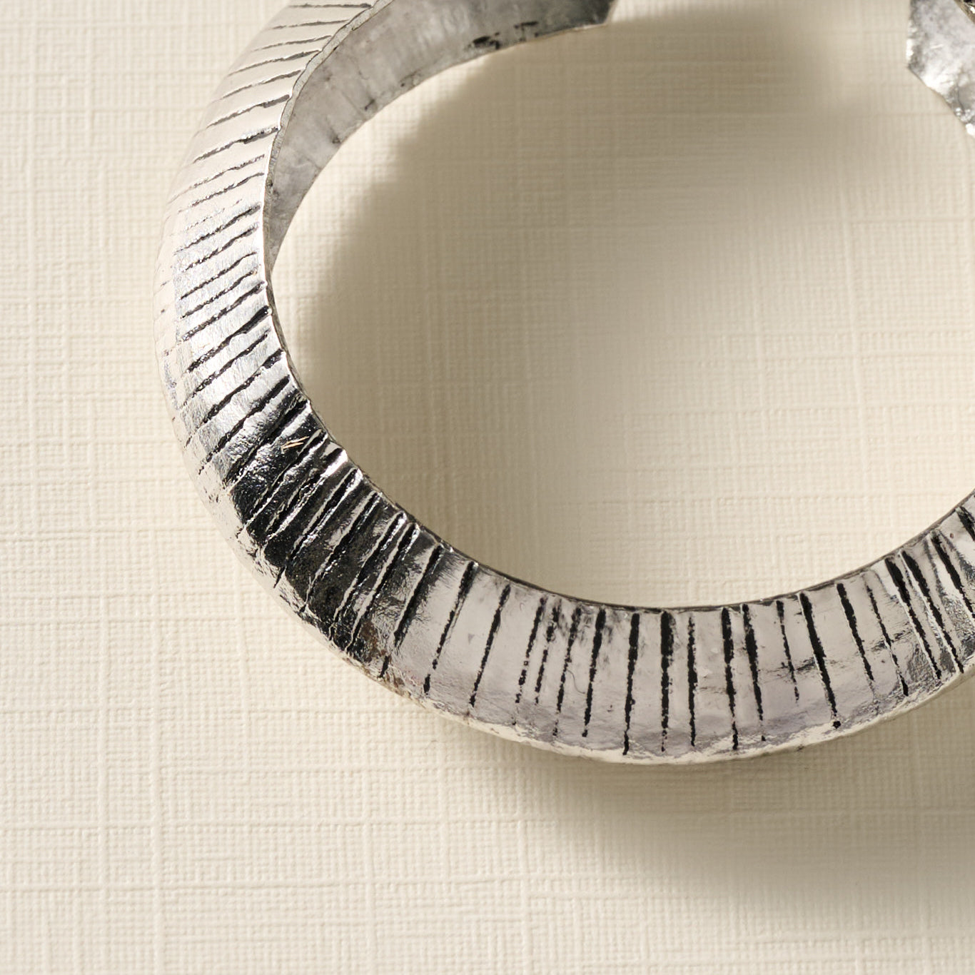 Mira Etched Hoop Earrings - Ten Thousand Villages