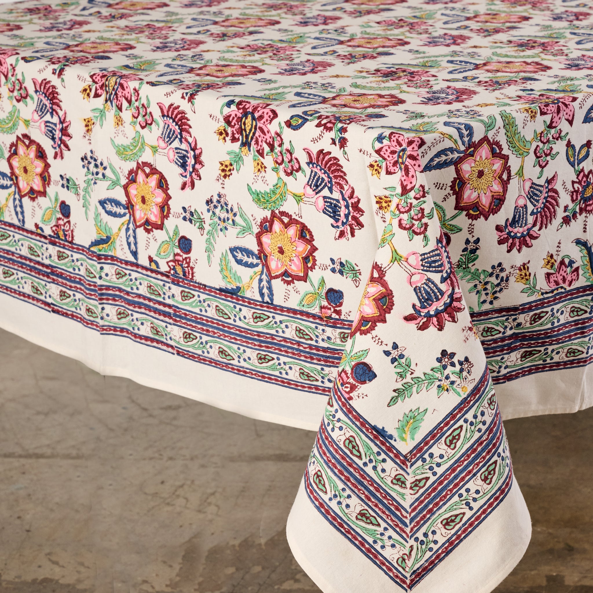 Zaina Floral Blockprint Tablecloth – Ten Thousand Villages