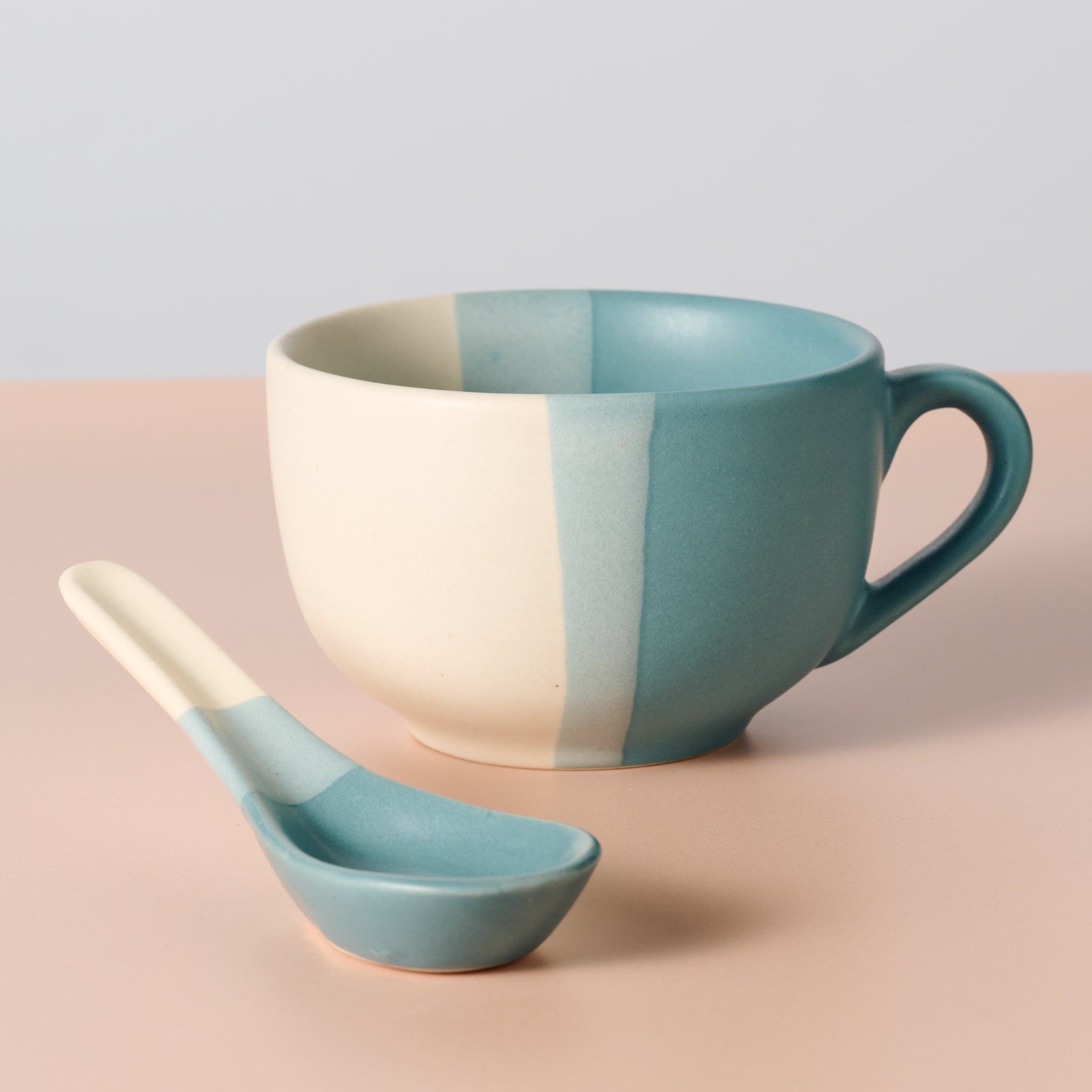 Pheeka Striped Jumbo Mug with Spoon - Blue – Ten Thousand Villages
