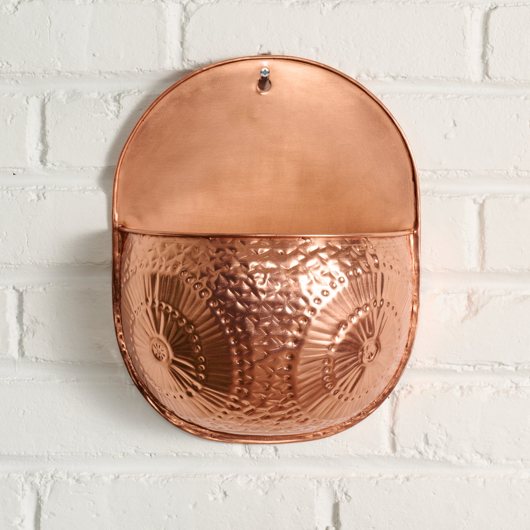 Dekhava Embossed Wall Planter – Ten Thousand Villages