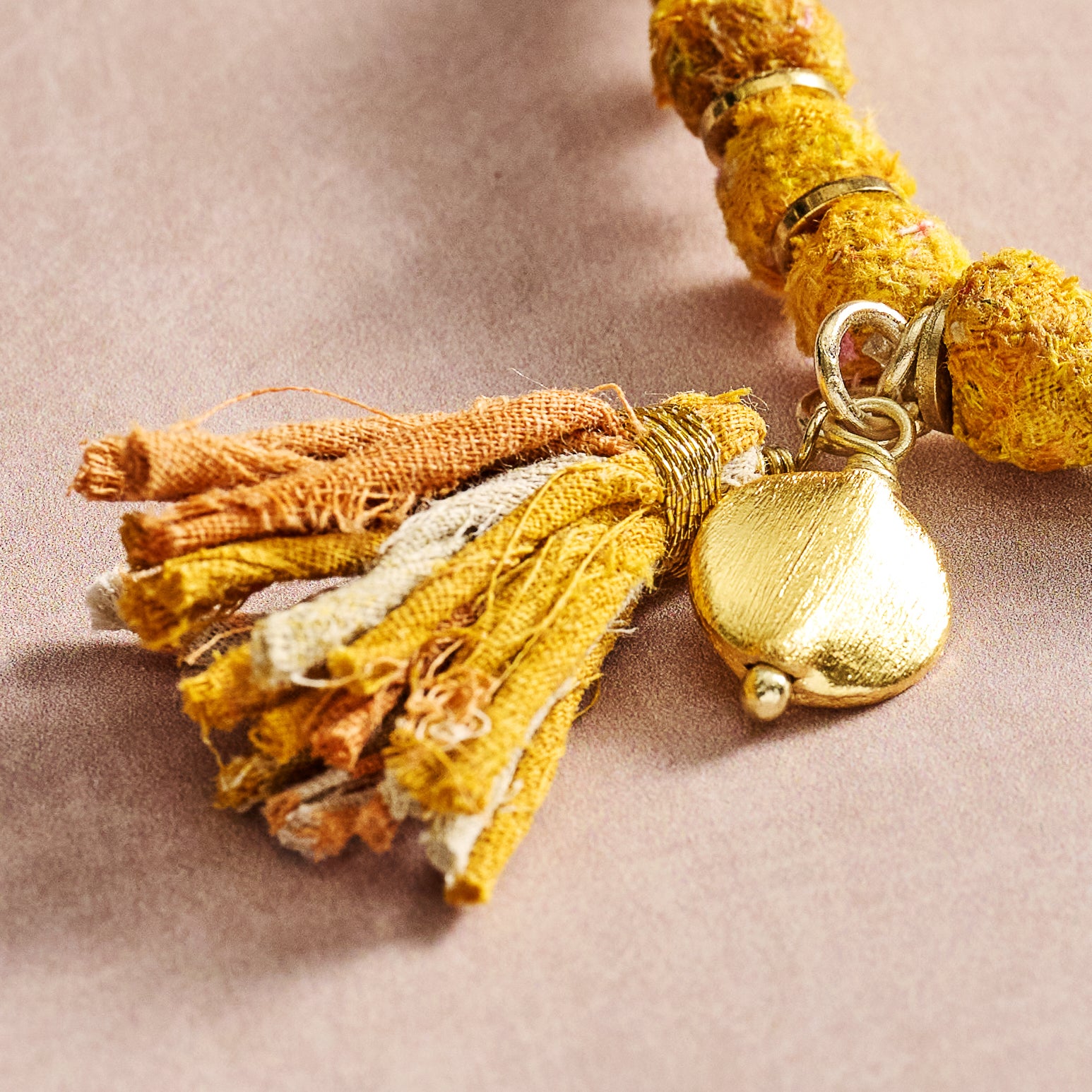 Tashi Sari Beaded Bracelet - Ten Thousand Villages