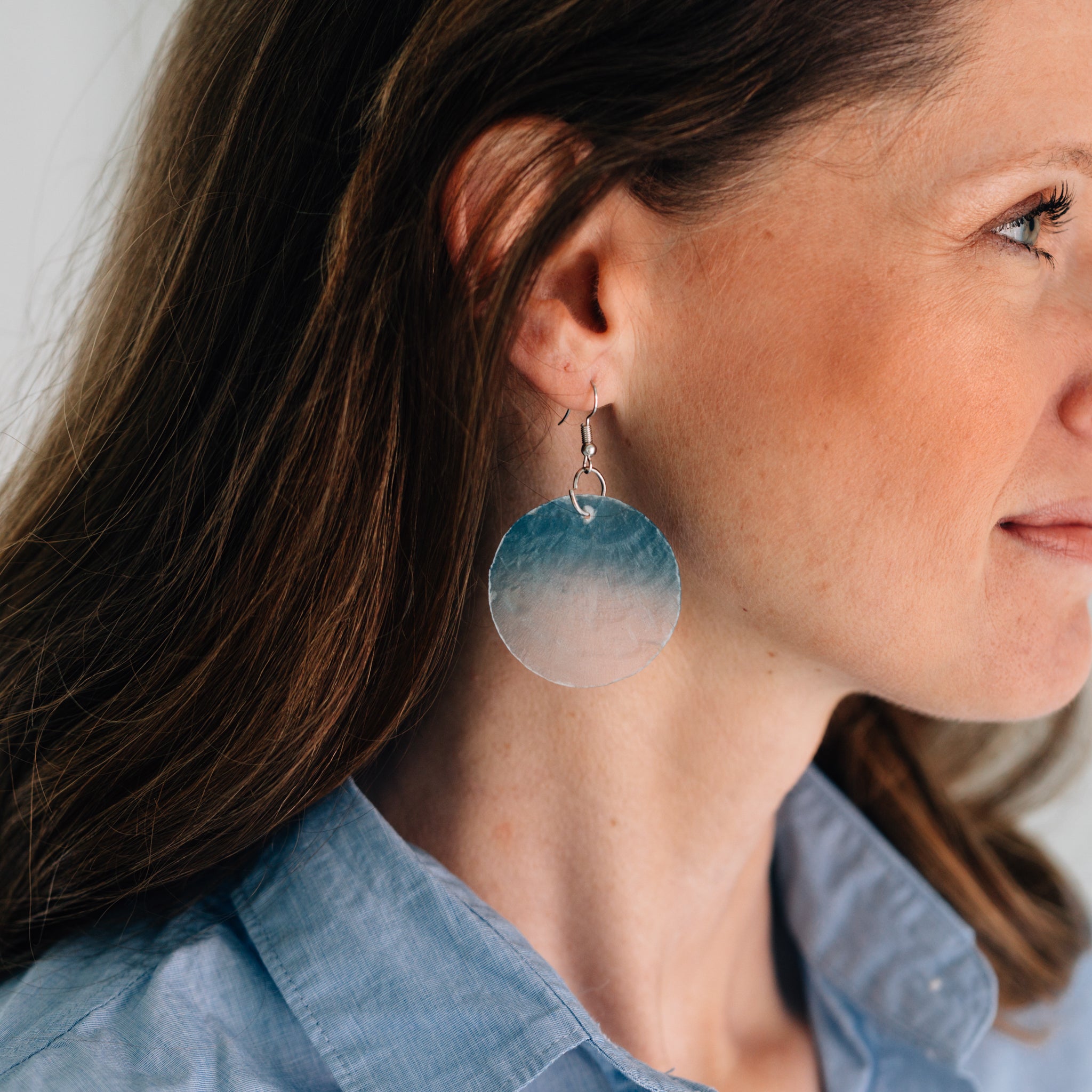 Calao Ombre Capiz Drop Earrings - Ten Thousand Villages