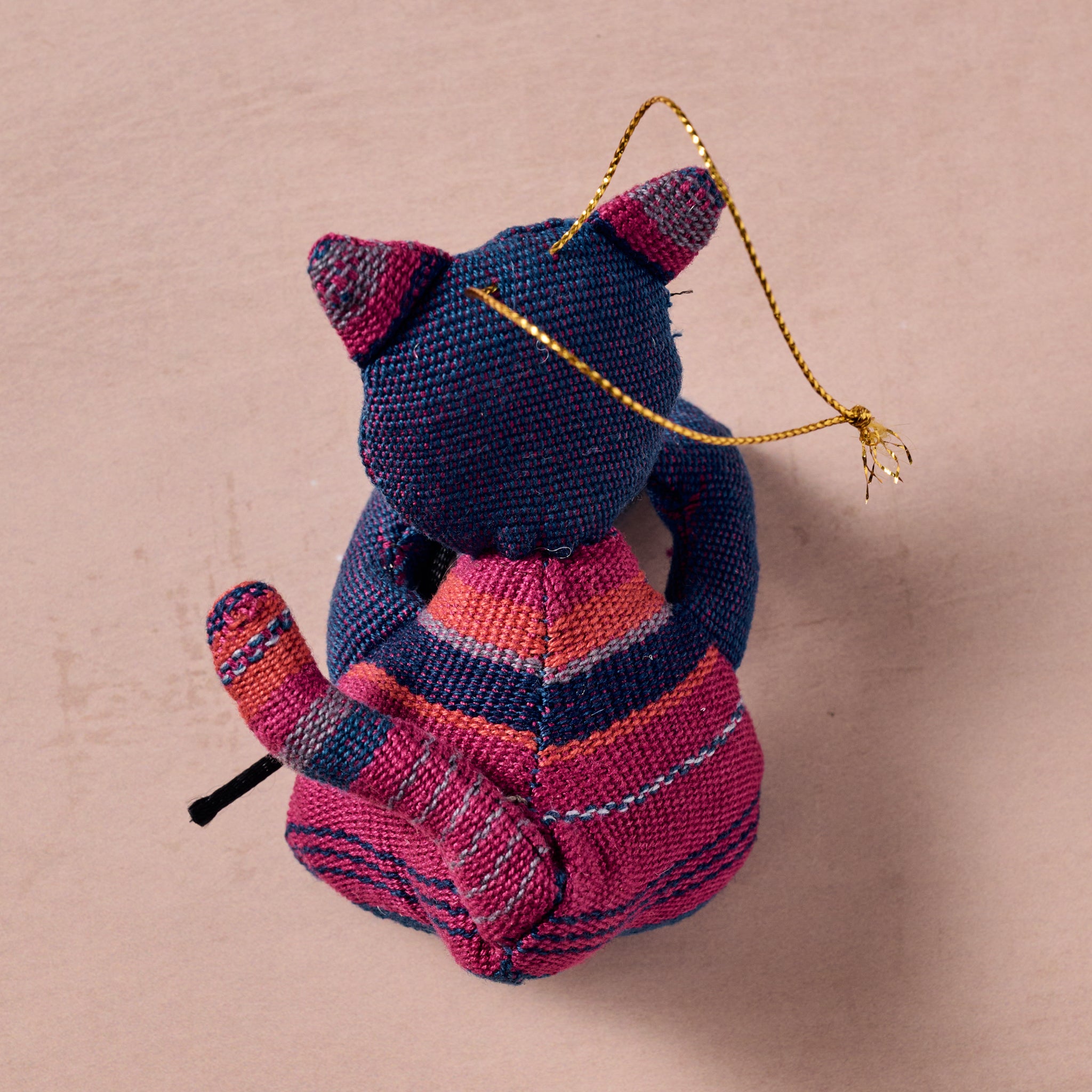 Ten Thousand Villages Amable Cat & Mouse Ornament - Thumbnail 3