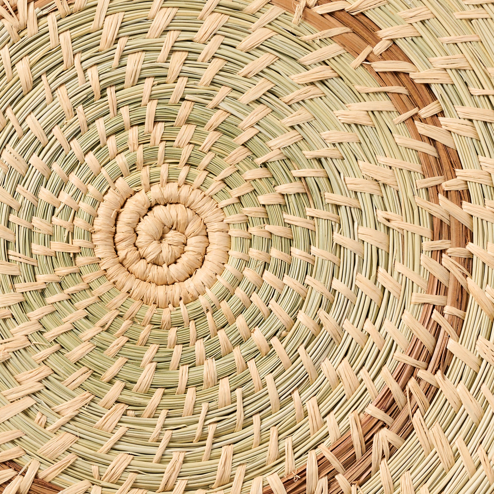 Mahira Handwoven Pine & Grass Trivet