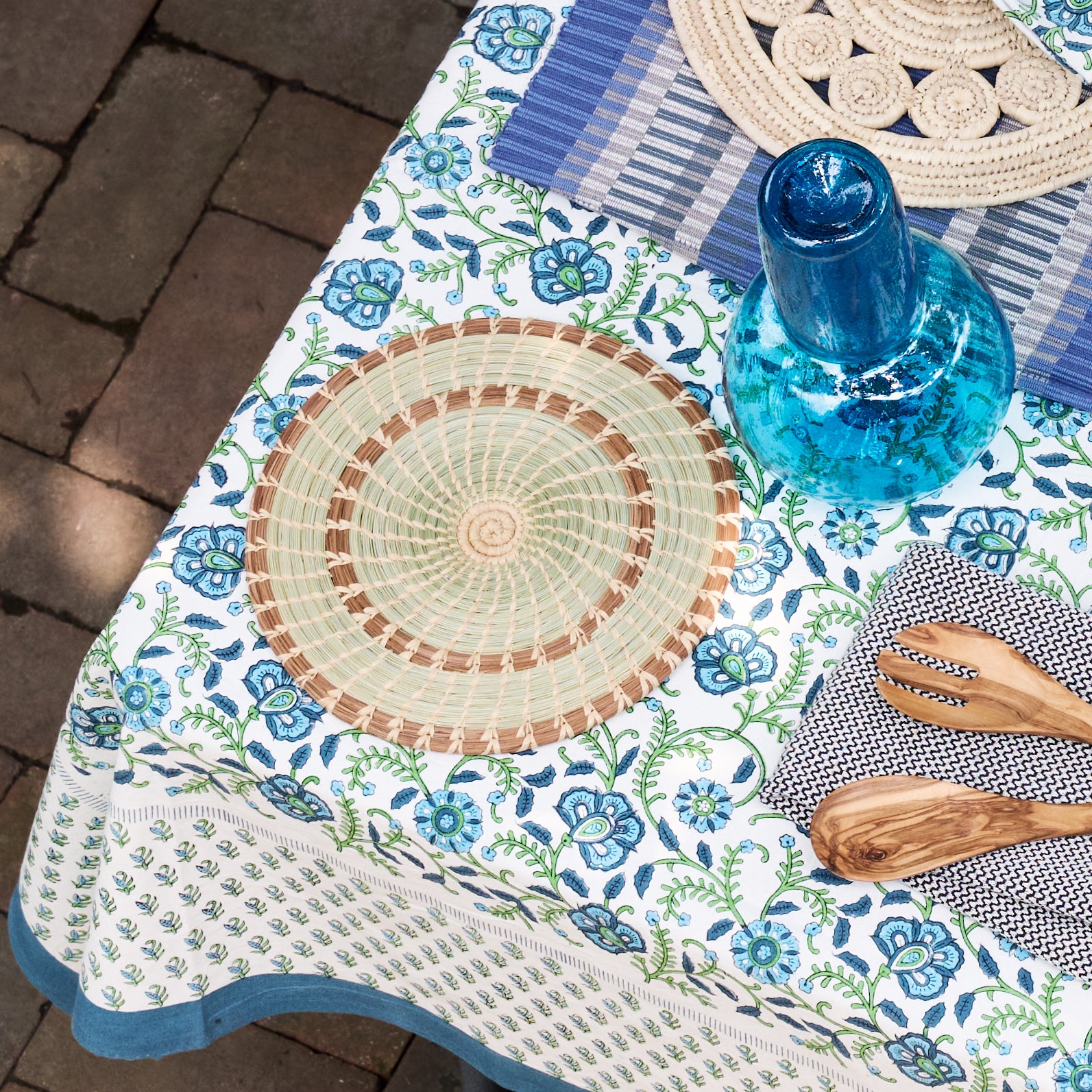 Mahira Handwoven Pine & Grass Trivet