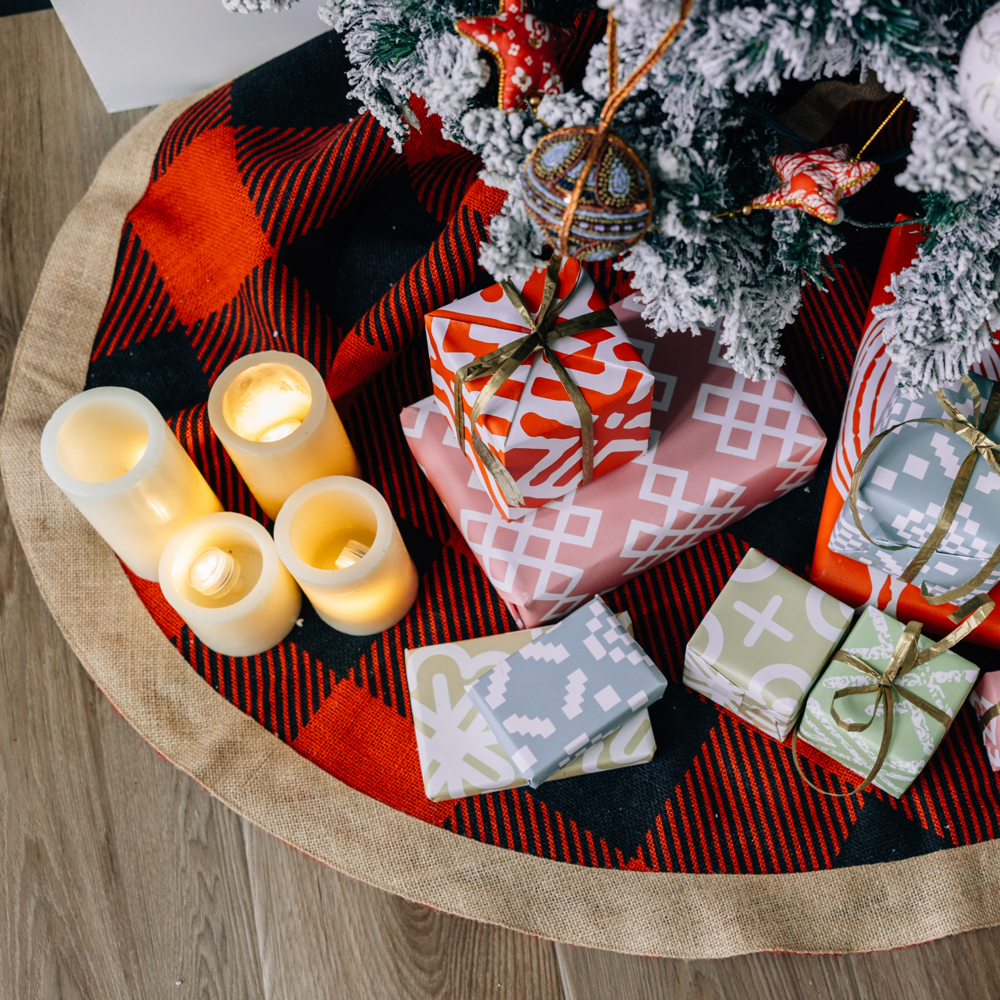 Buffalo Check Tree Skirt - Ten Thousand Villages