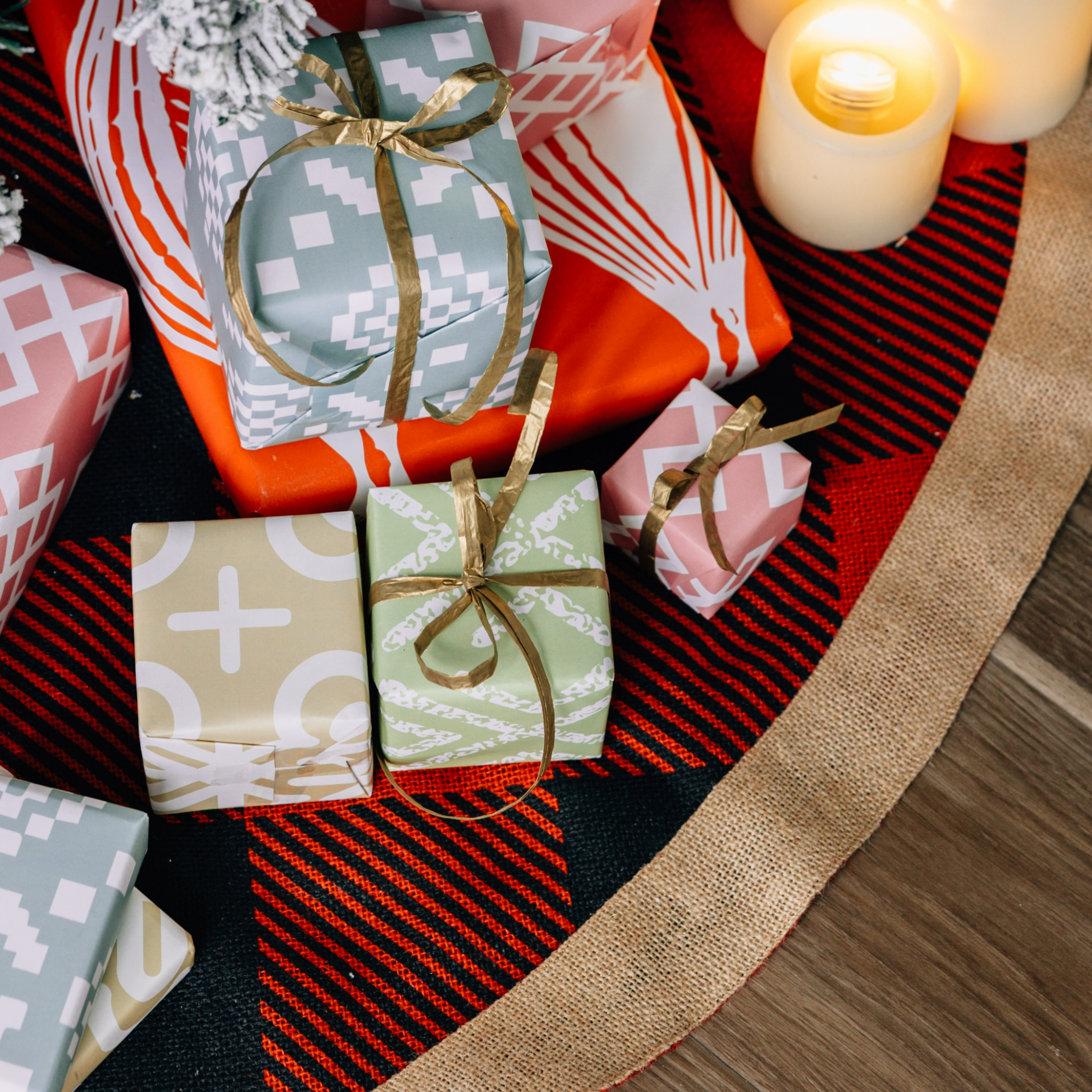 Buffalo Check Tree Skirt - Ten Thousand Villages
