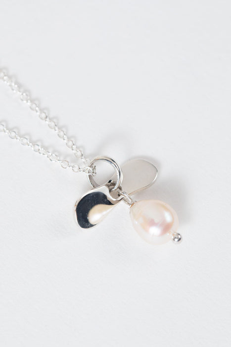 New Beginnings Pearl Necklace 3